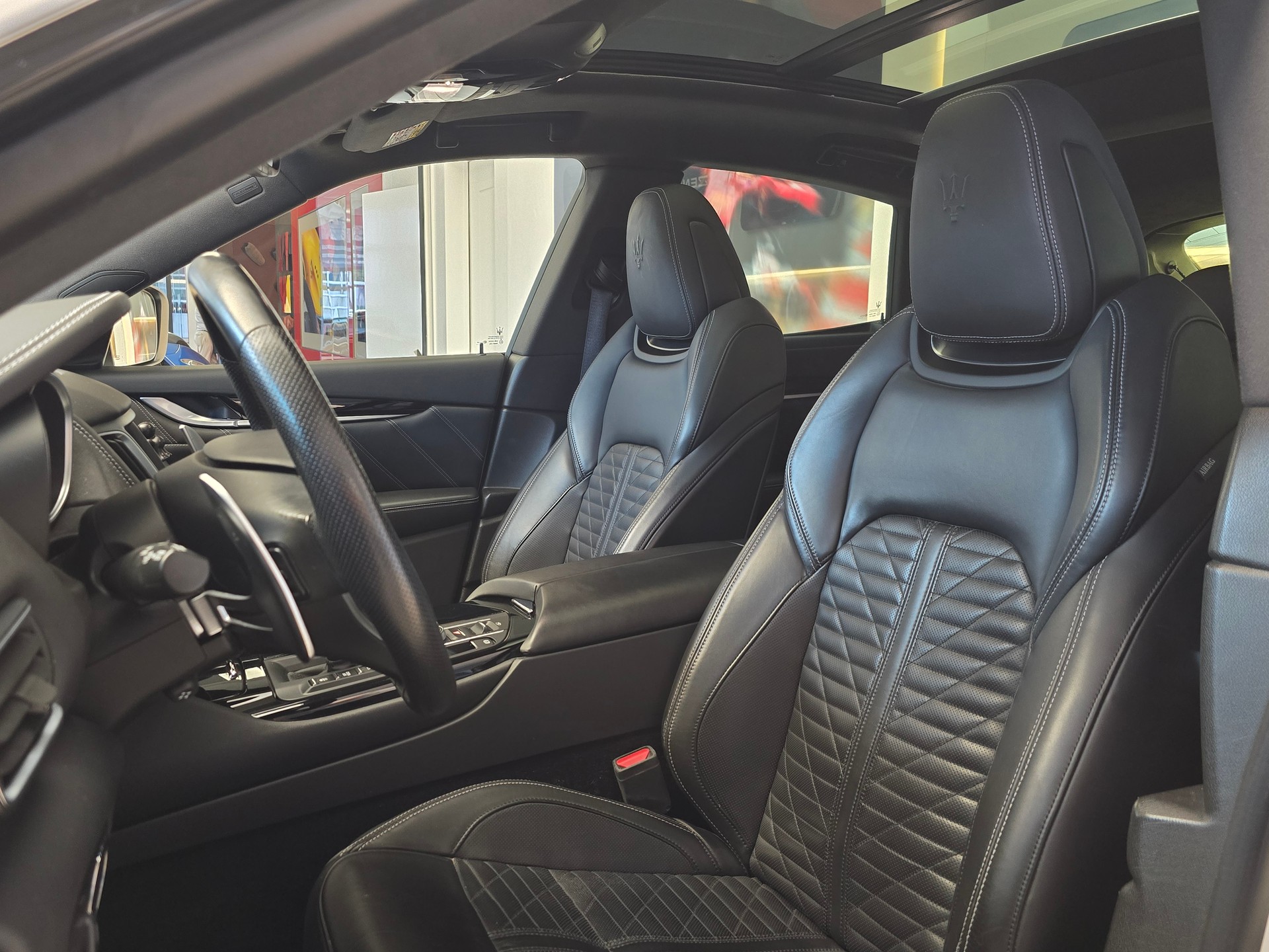 MASERATI Levante S 3.0 V6 GranSport Automatica-image-11