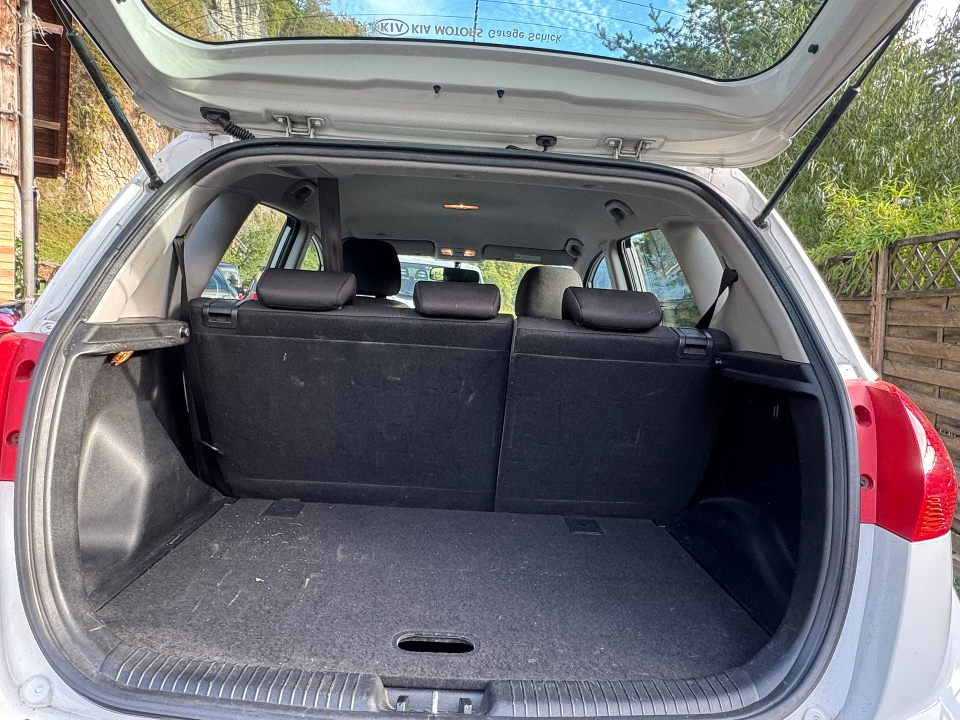 KIA Venga 1.6 CVVT Style Automatic-image-10