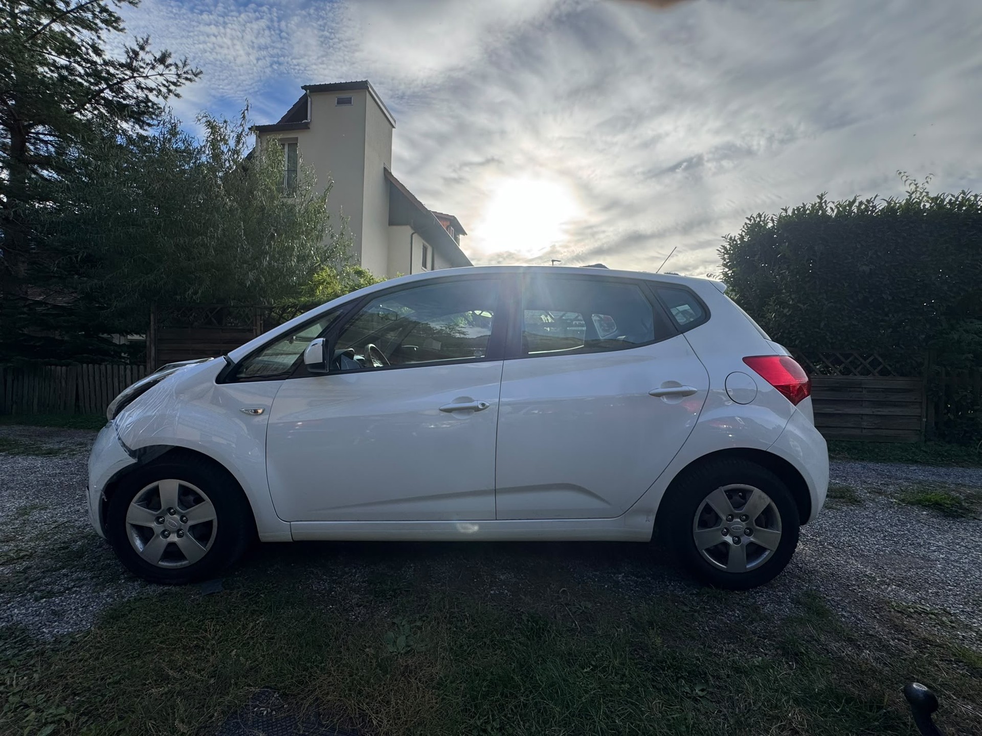 KIA Venga 1.6 CVVT Style Automatic-image-15