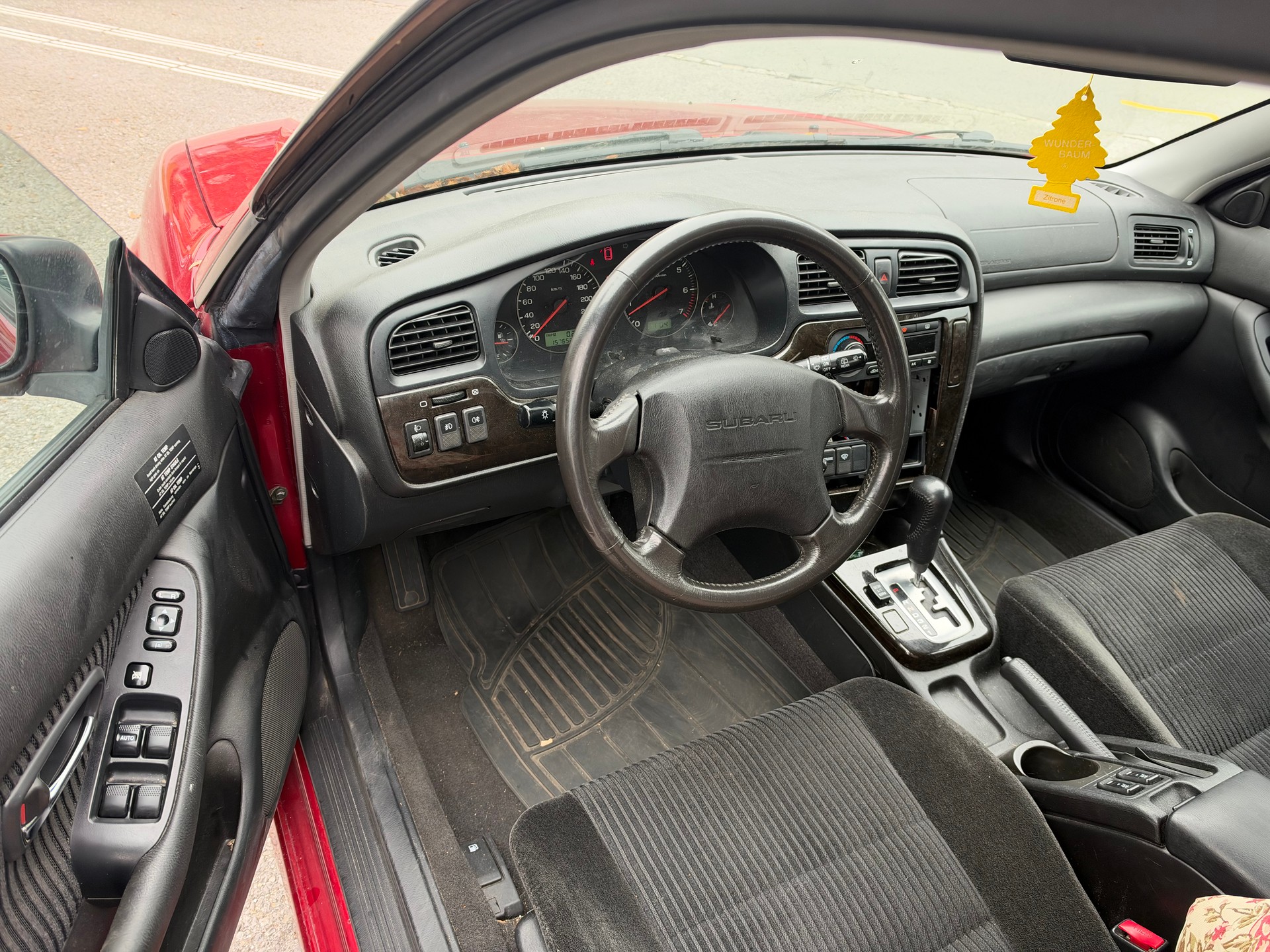 SUBARU Legacy 2.5 Limited-image-8