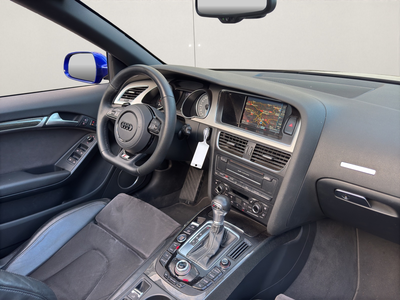 AUDI S5 Cabrio 3.0 TFSI quattro S-tronic-image-13