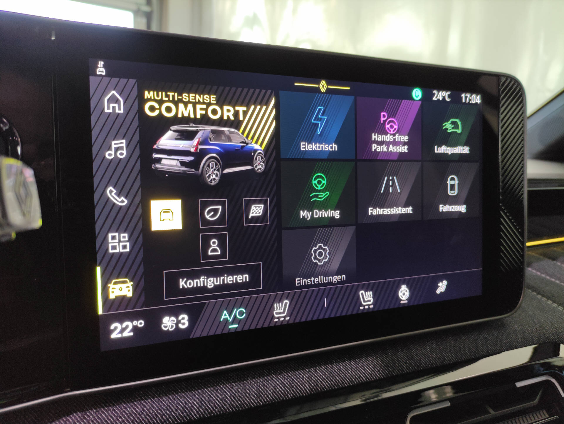 RENAULT R5 E-Tech Comfort Range techno-image-10