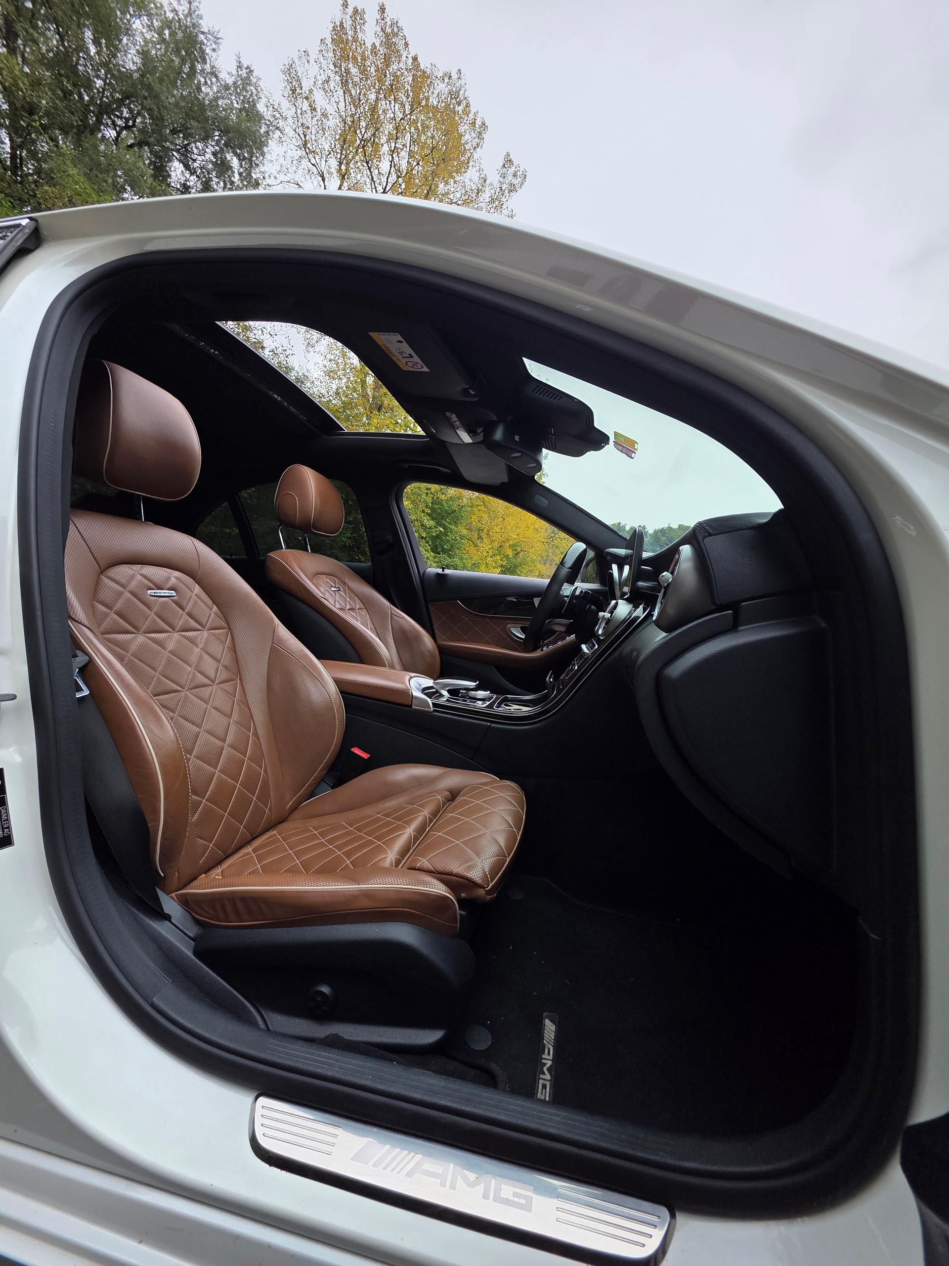 MERCEDES-BENZ C 63 S AMG Speedshift-image-9