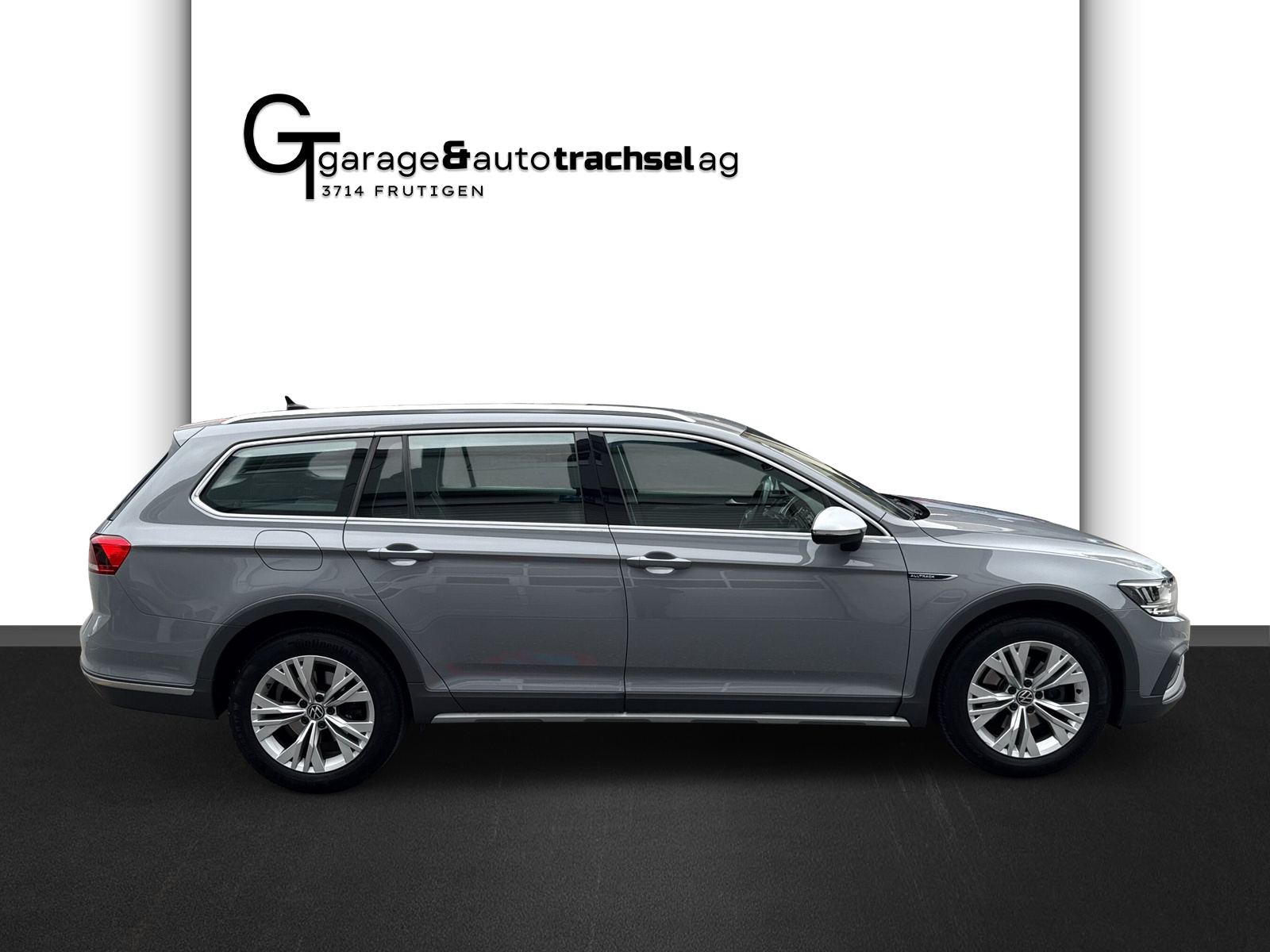 VW Passat Alltrack 2.0 TDI 4Motion DSG-image-5