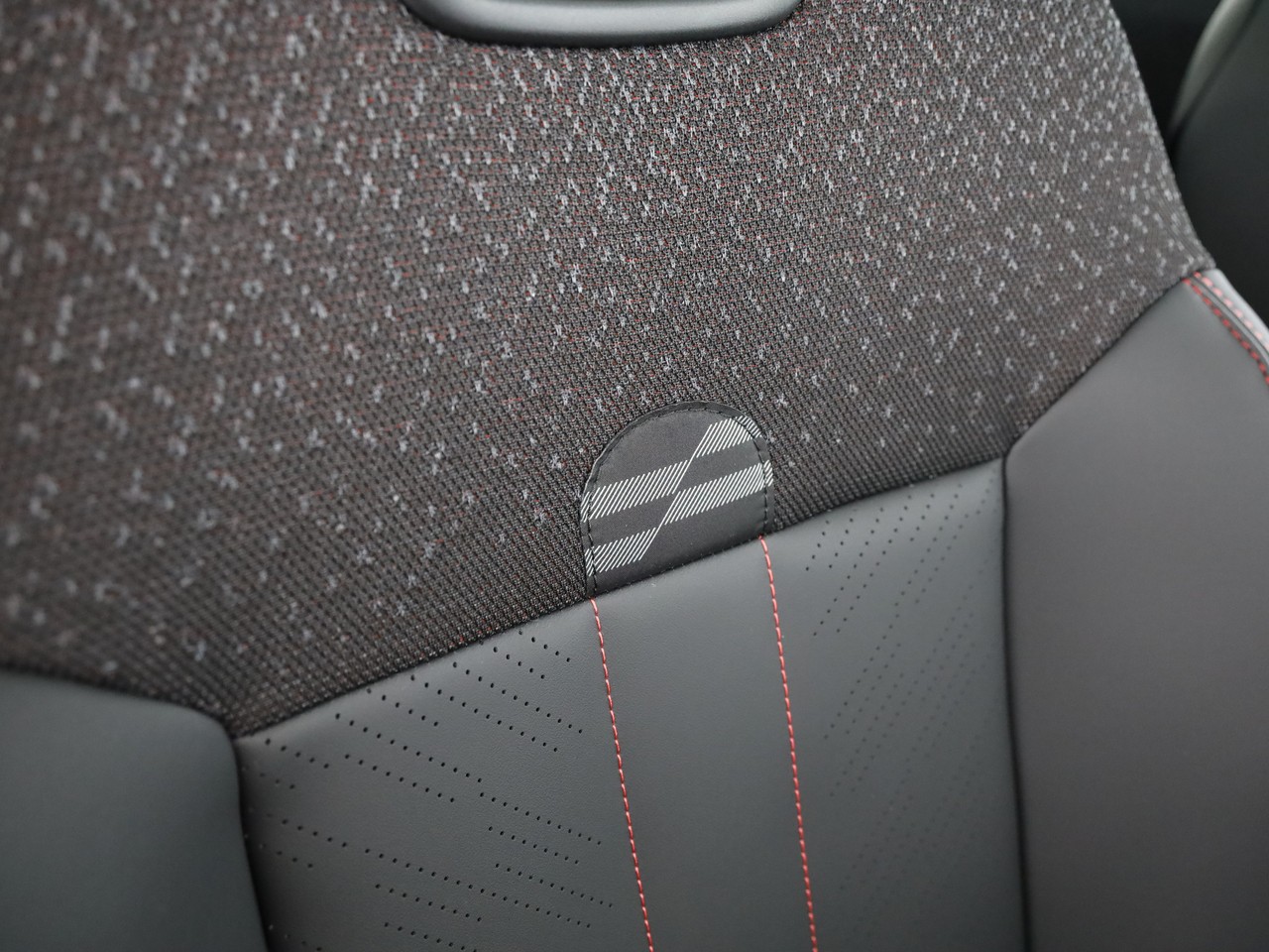 MINI Cooper S DKG-image-13