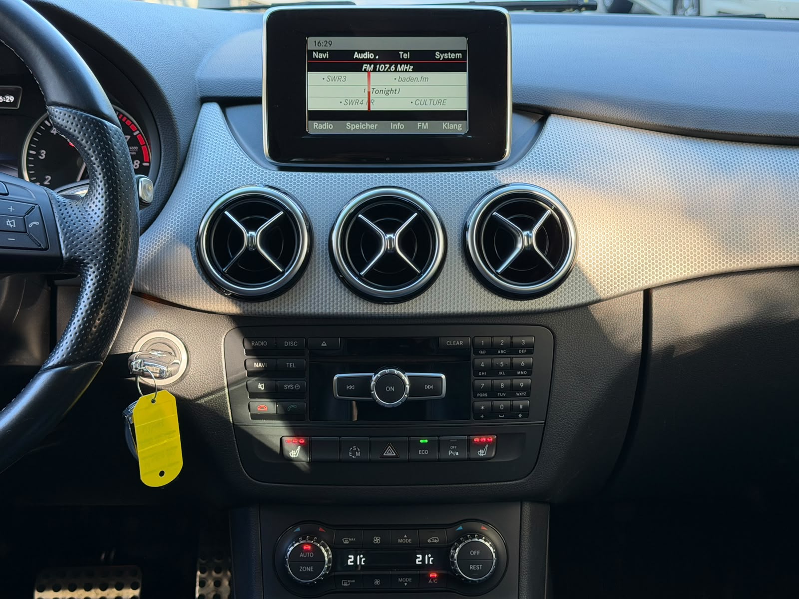 MERCEDES-BENZ B 220 4Matic 7G-DCT-image-20