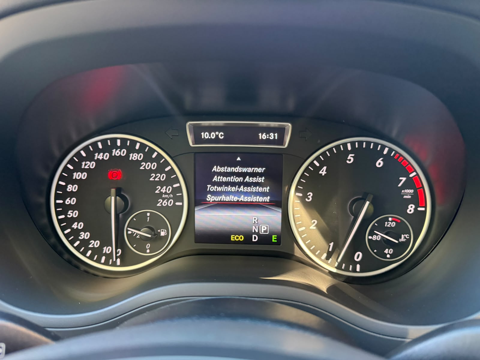 MERCEDES-BENZ B 220 4Matic 7G-DCT-image-26