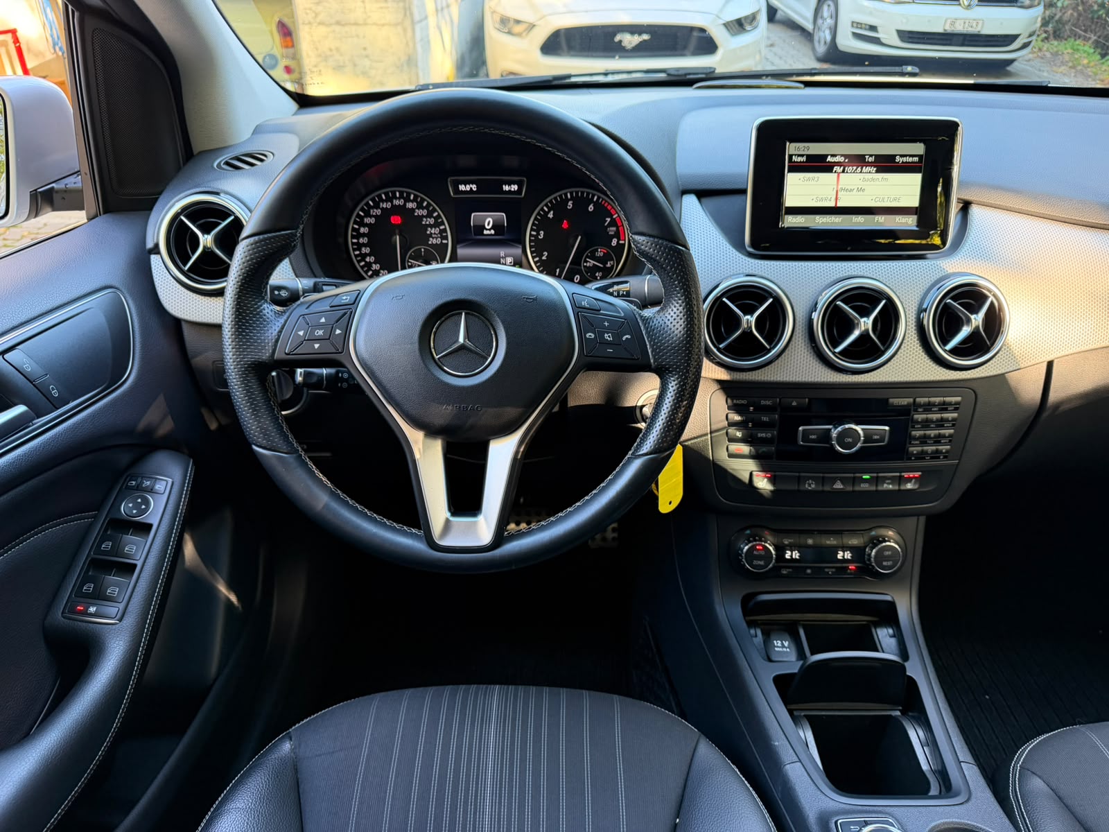 MERCEDES-BENZ B 220 4Matic 7G-DCT-image-19