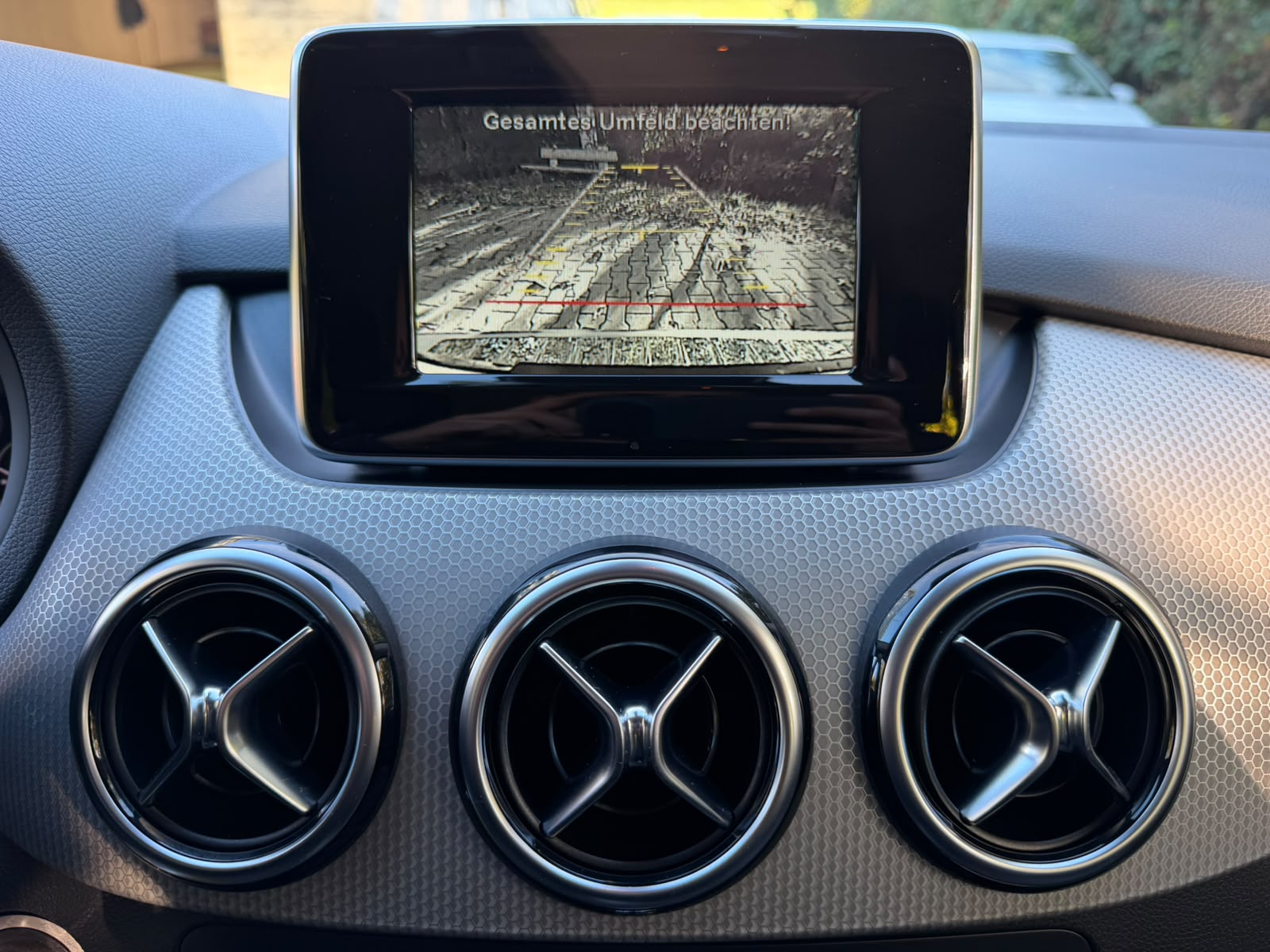 MERCEDES-BENZ B 220 4Matic 7G-DCT-image-22