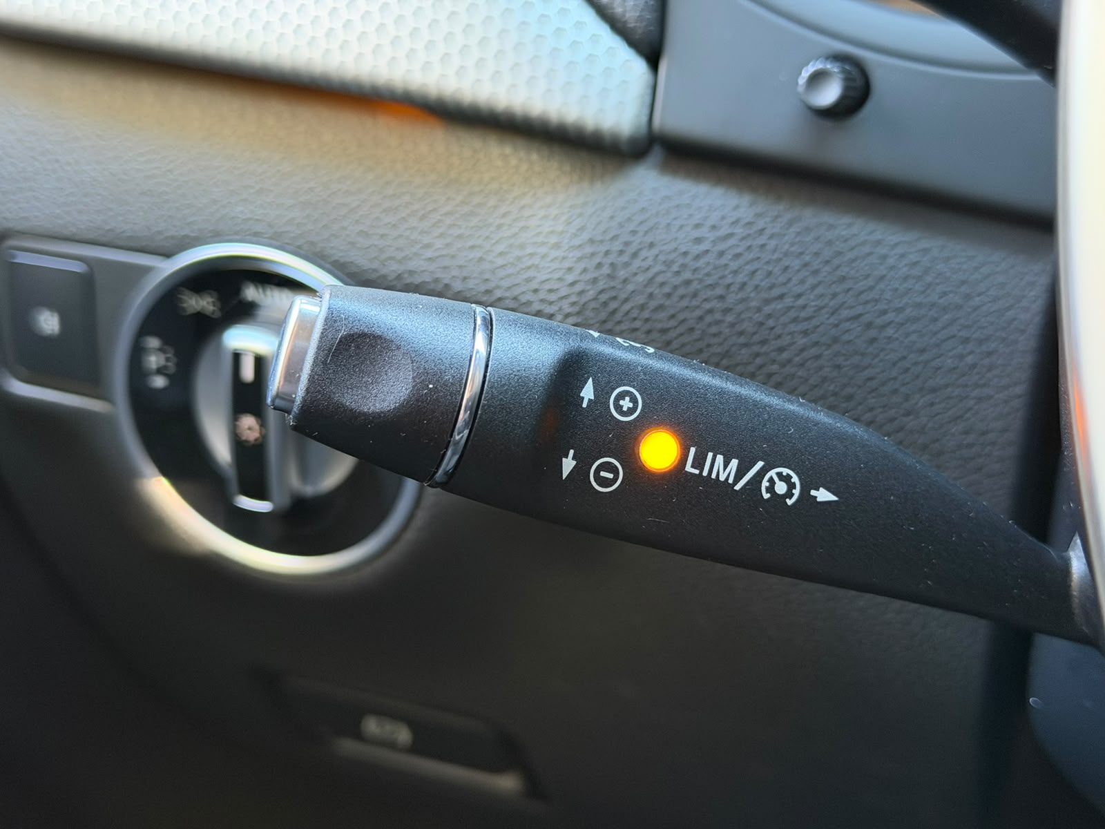 MERCEDES-BENZ B 220 4Matic 7G-DCT-image-25