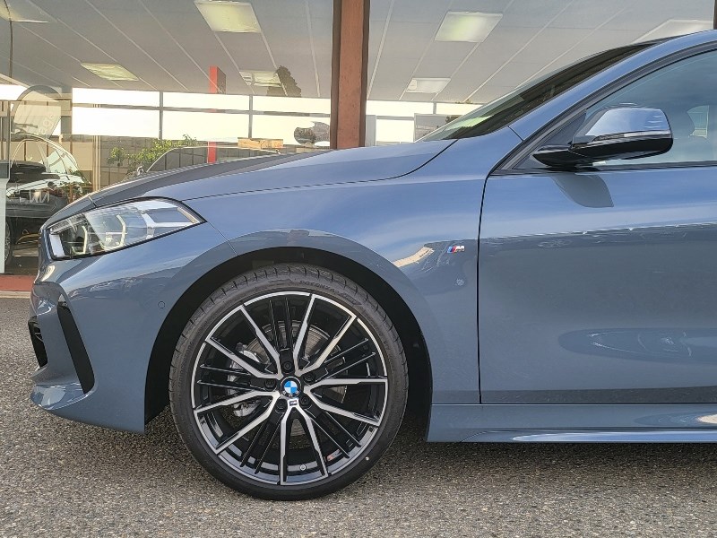 BMW 118d Steptronic M Sport-image-5