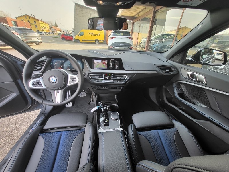 BMW 118d Steptronic M Sport-image-8