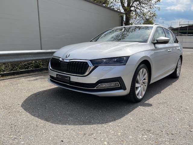 SKODA Octavia Combi 2.0 TDI DSG Style 4x4-image-1