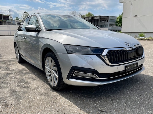 SKODA Octavia Combi 2.0 TDI DSG Style 4x4-image-14