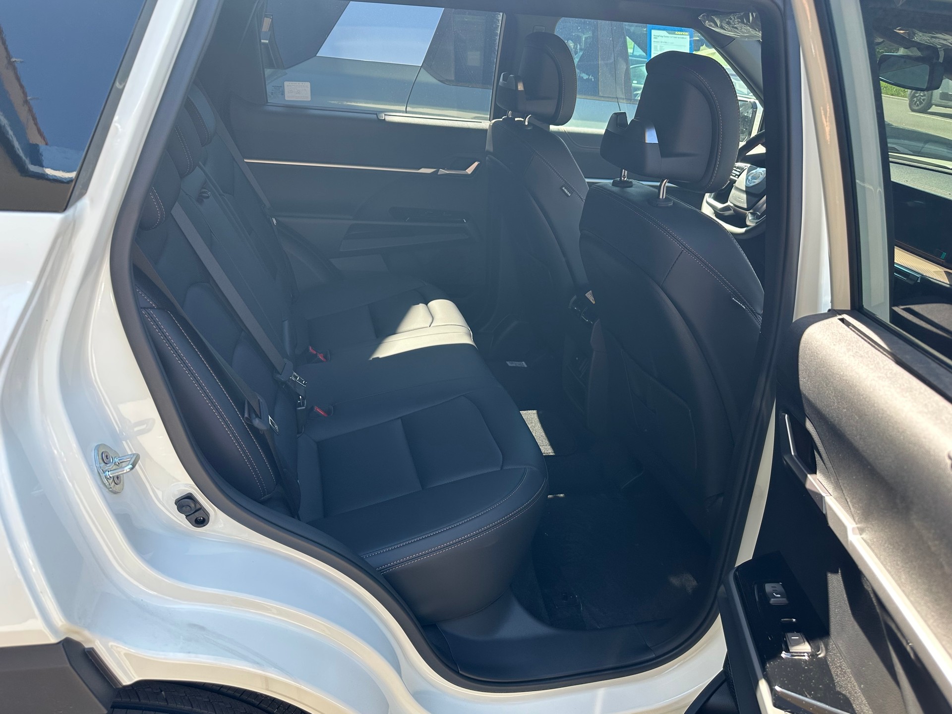 KGM-SsangYong EVX Titanium-image-6