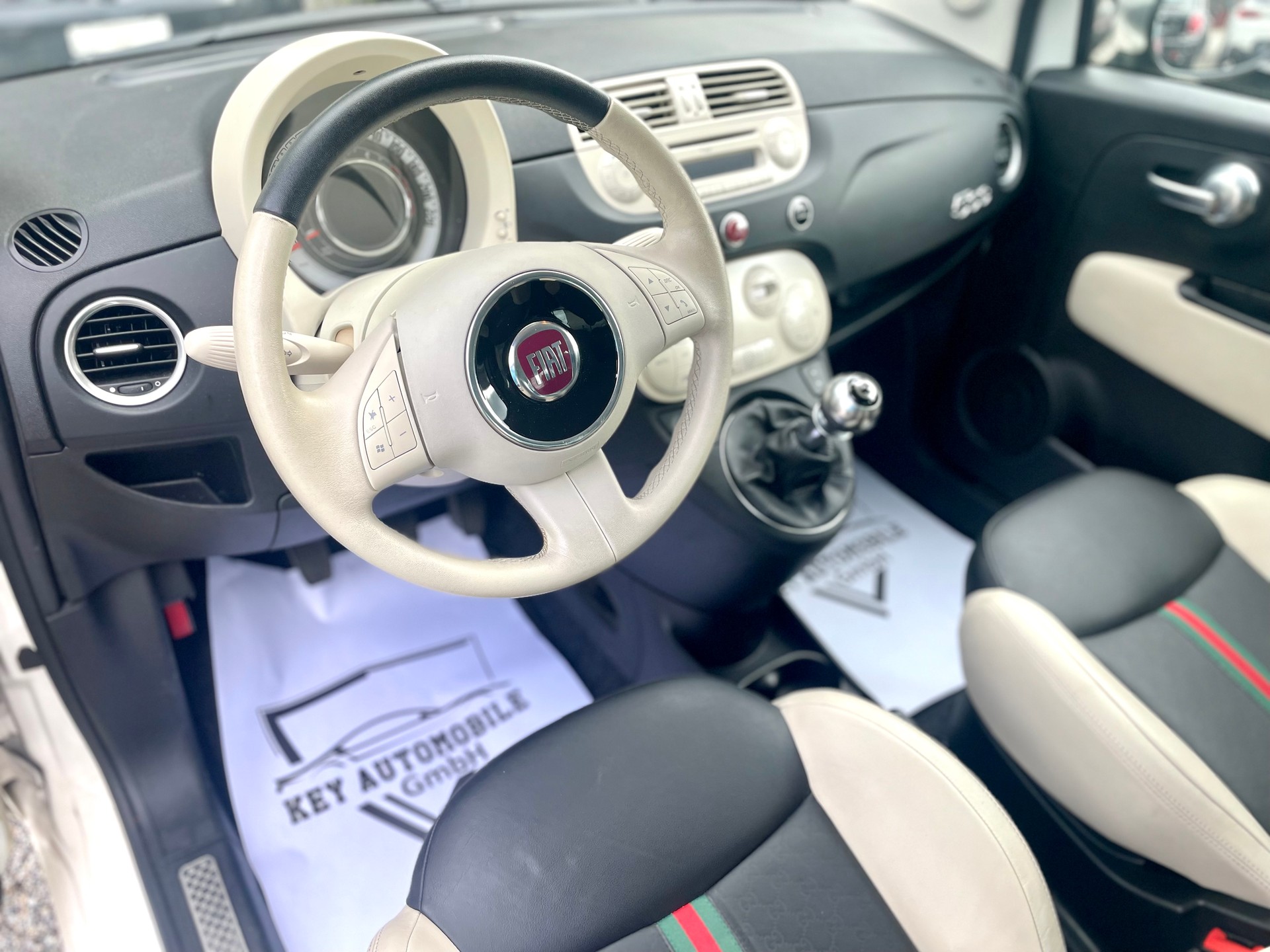 FIAT 500 1.4 16V by Gucci-image-6