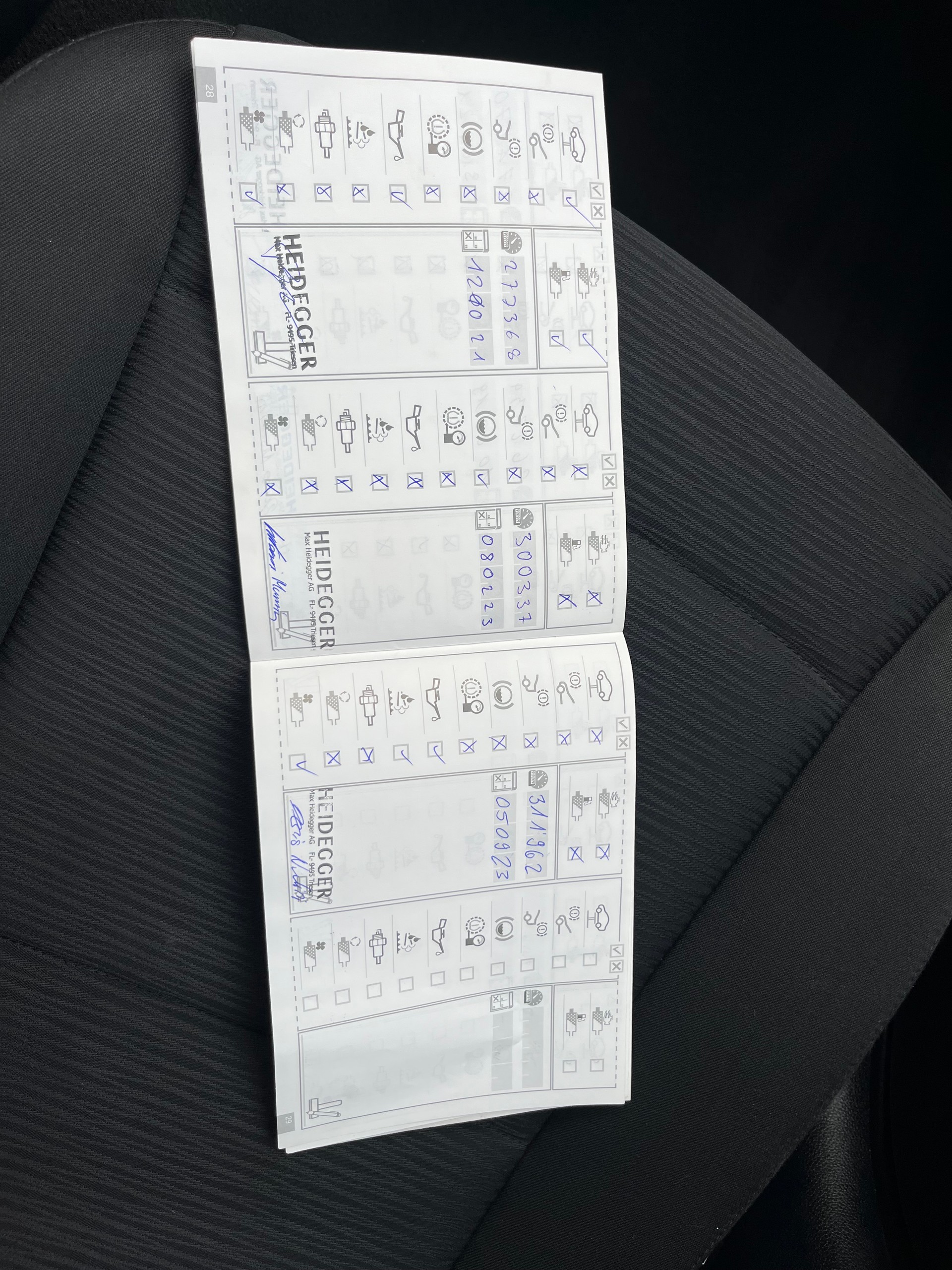 BMW 118d Access-image-14