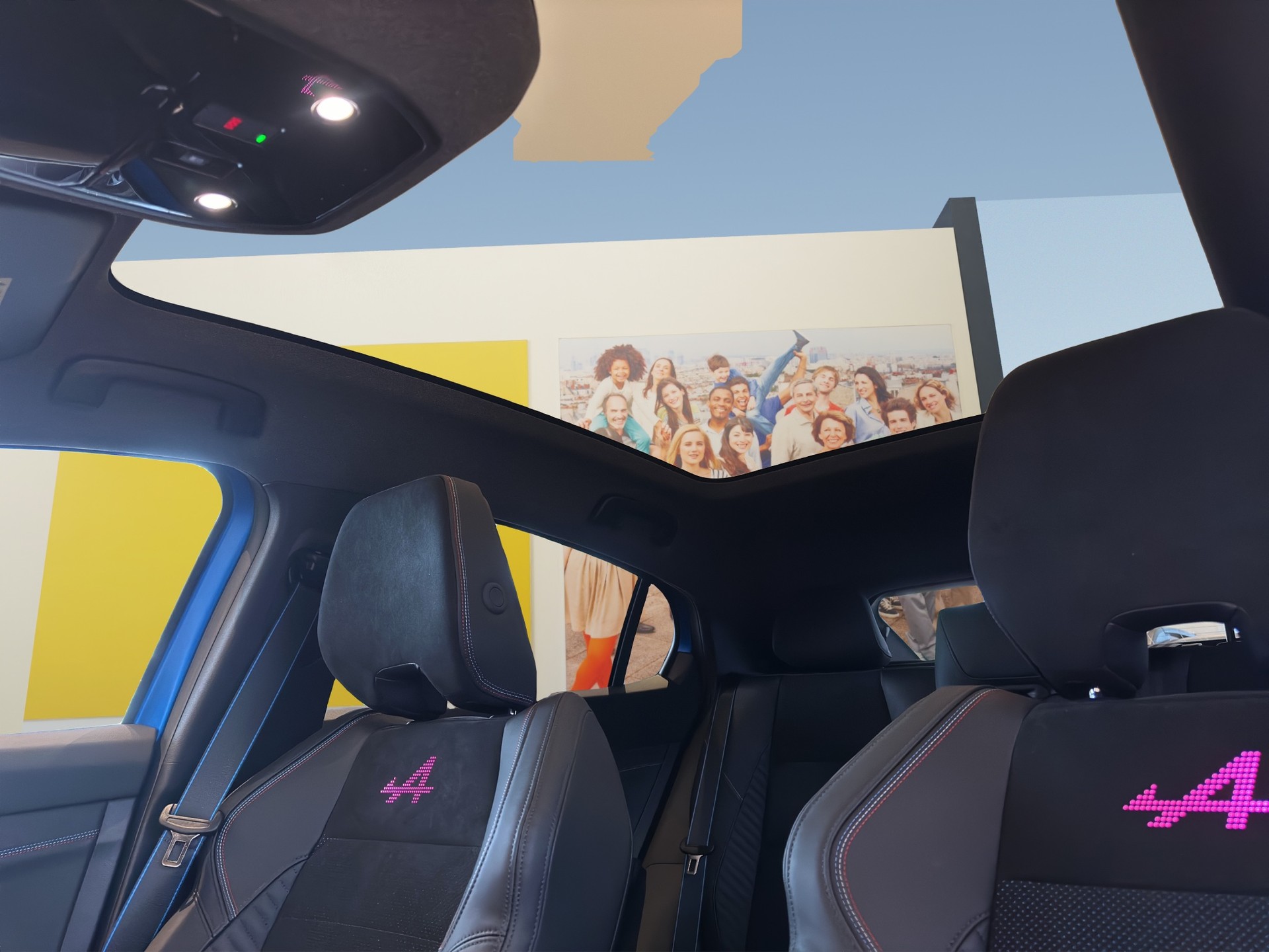 RENAULT Rafale 1.2 E-Tech Plug-in Hybrid 300 4x4 Atelier Alpine-image-18