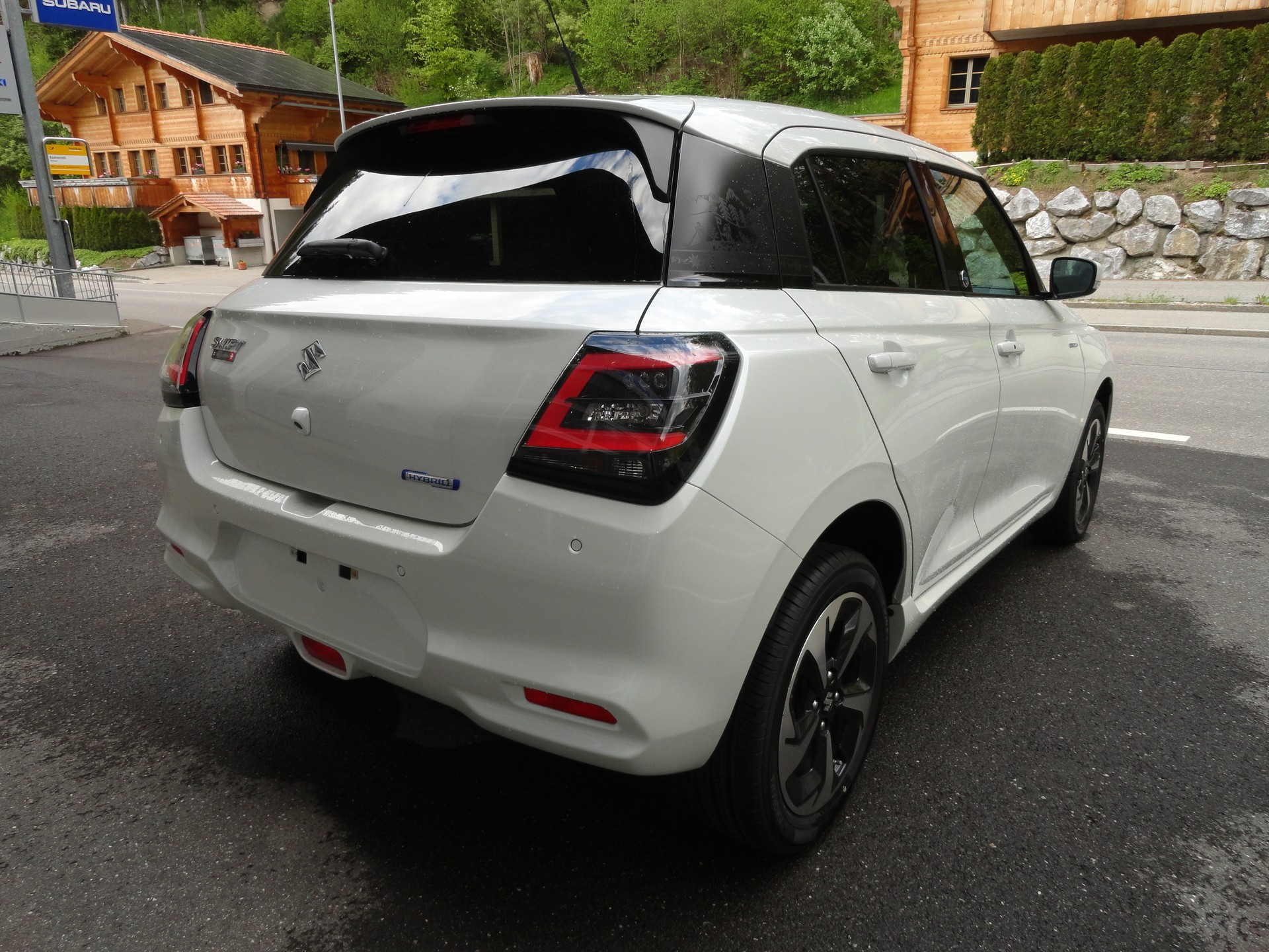 SUZUKI Swift 1.2 Tradizio Top Hybrid 4x4-image-2
