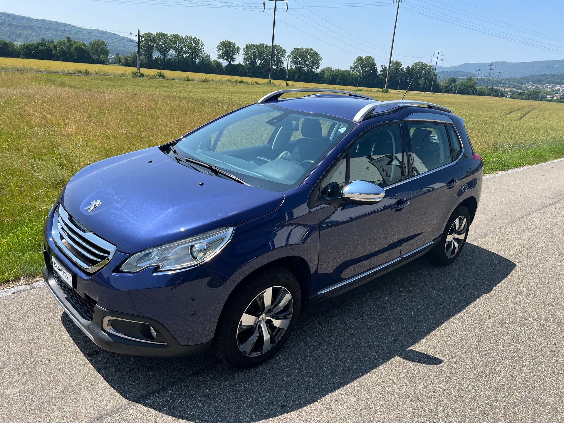 PEUGEOT 2008 1.2 PureTech Allure-image-3