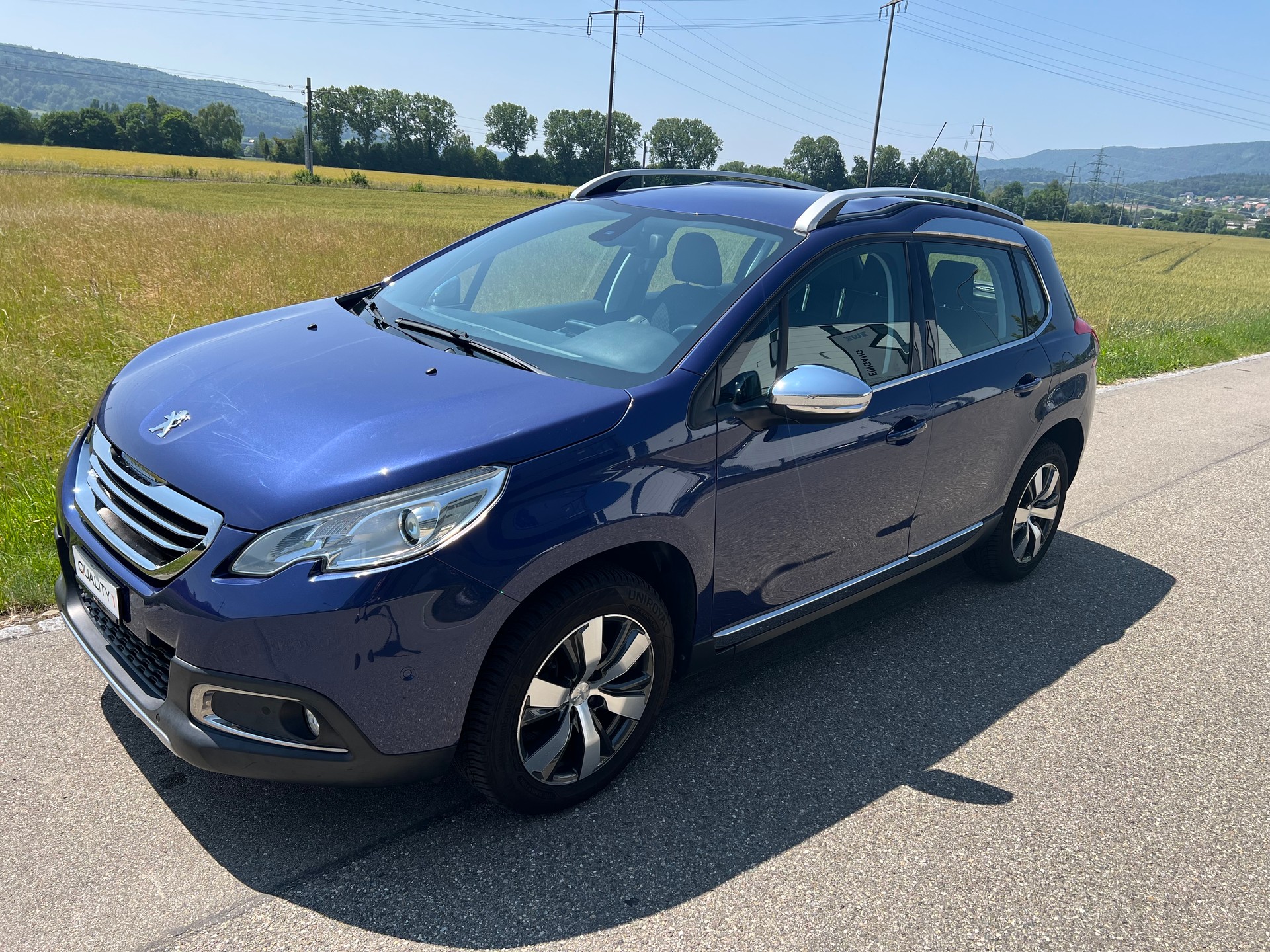 PEUGEOT 2008 1.2 PureTech Allure-image-2