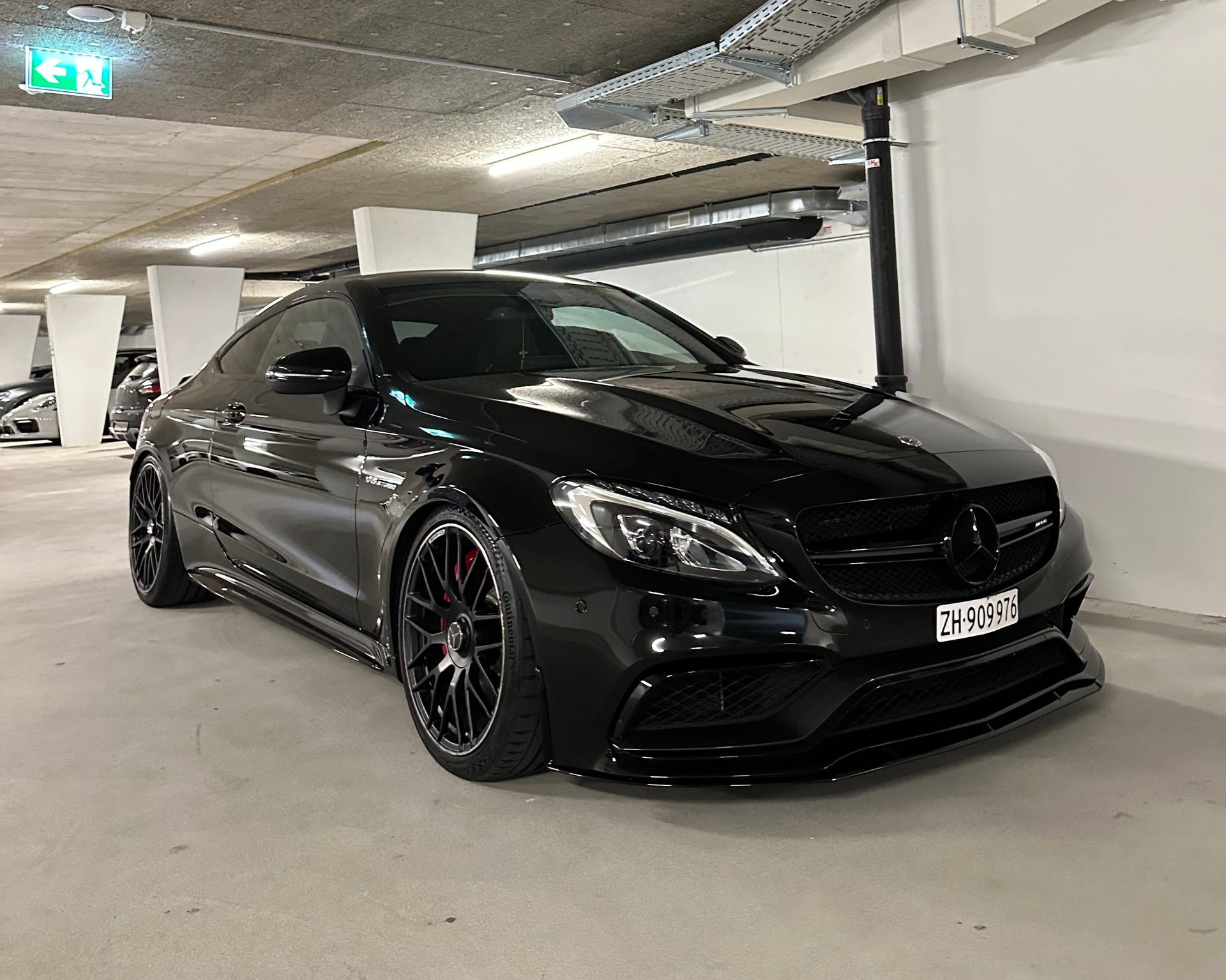 MERCEDES-BENZ C 63 S AMG Edition 1 Speedshift-image-4