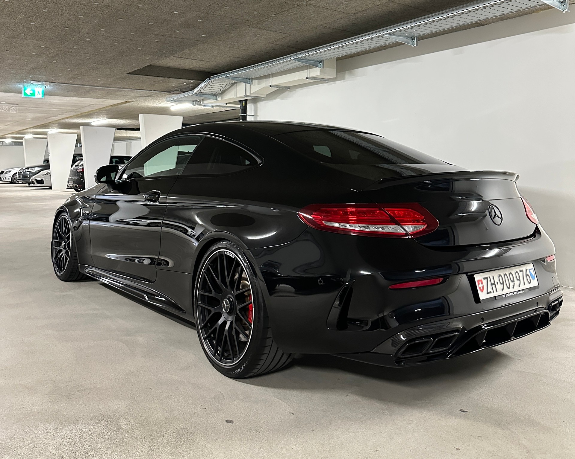 MERCEDES-BENZ C 63 S AMG Edition 1 Speedshift-image-6