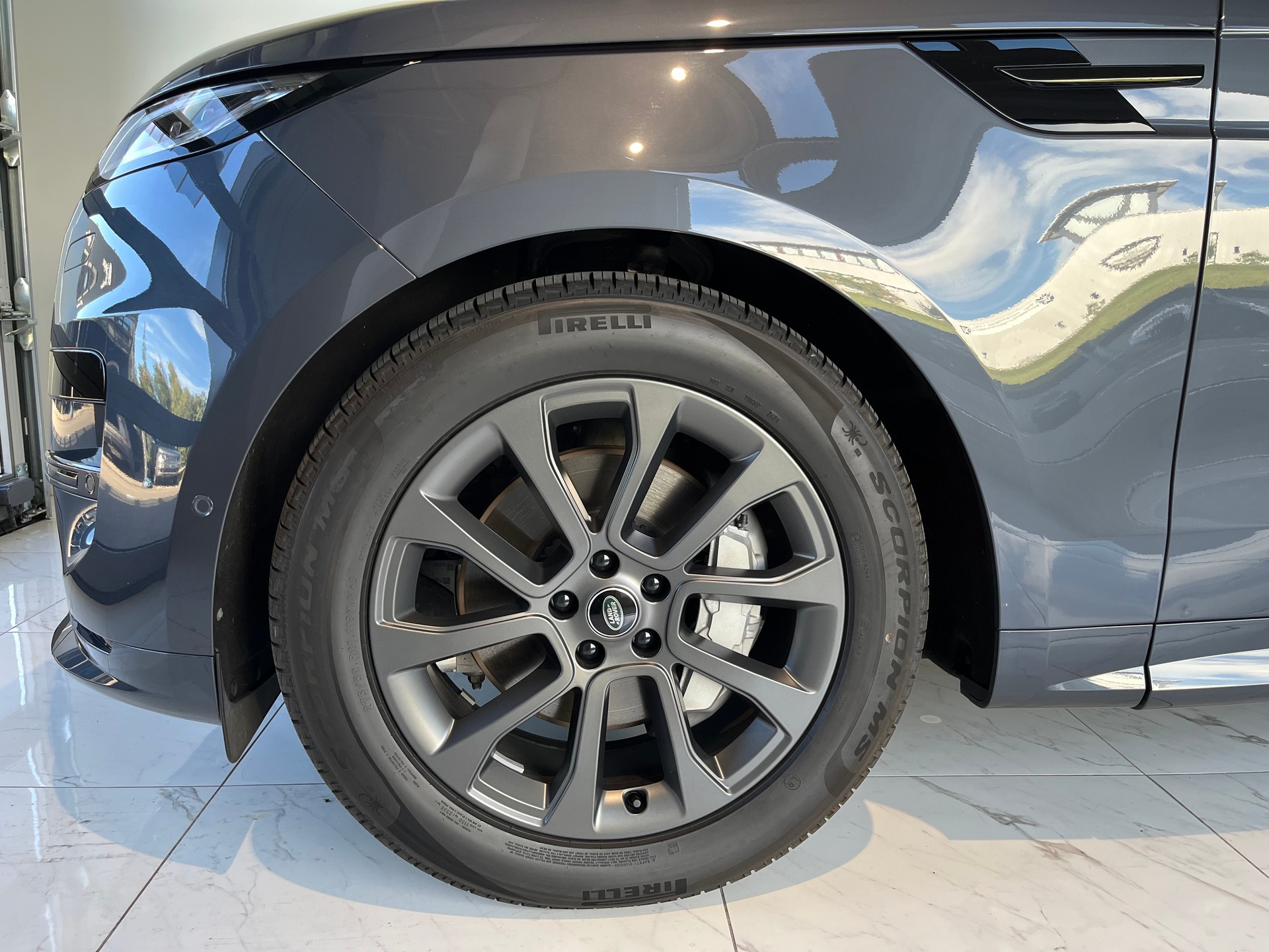 LAND ROVER Range Rover Sport D300 3.0 TD6 MHEV Dynamic SE Automatic-image-12
