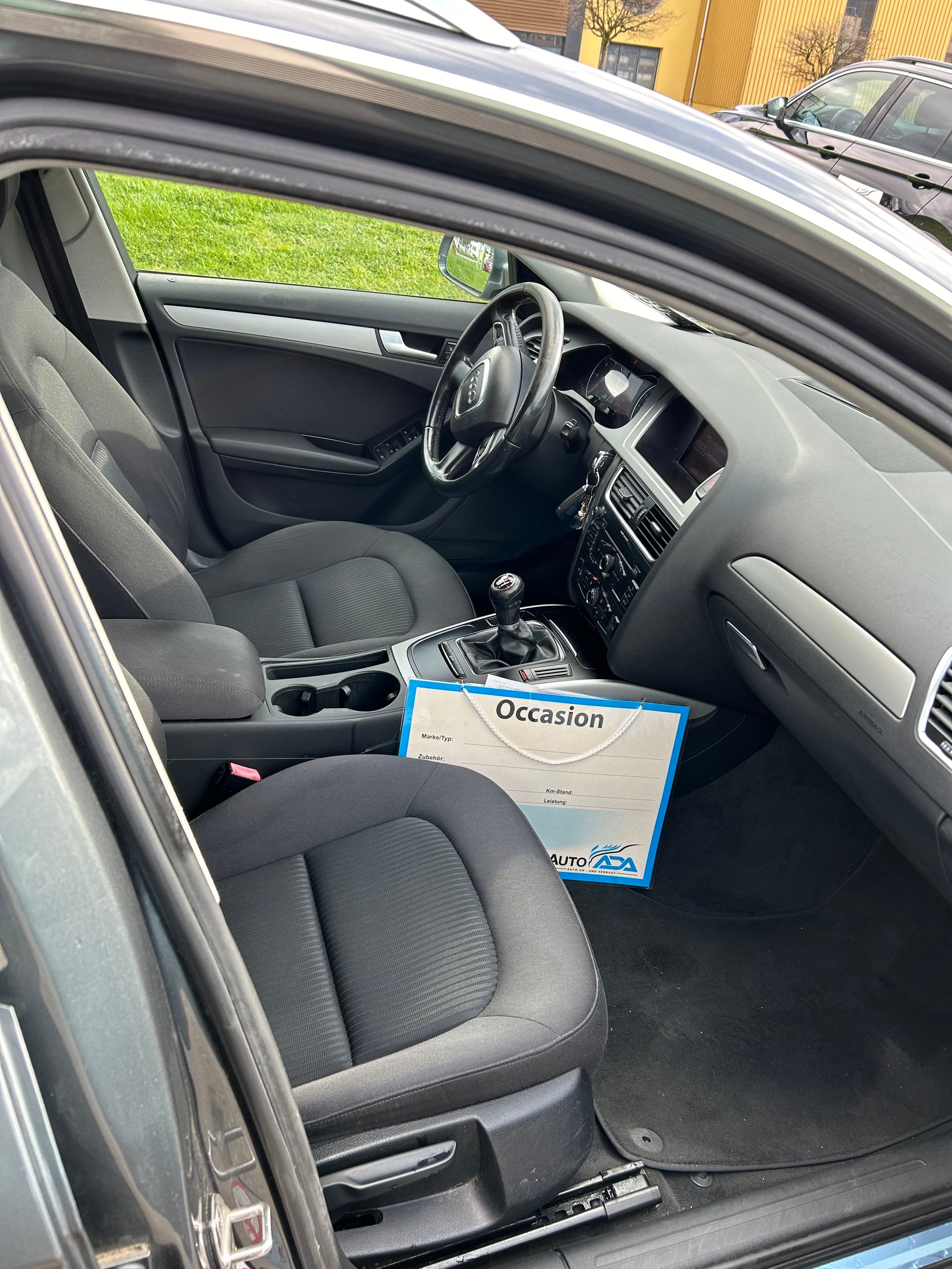 AUDI A4 Avant 2.0 TDIe-image-1