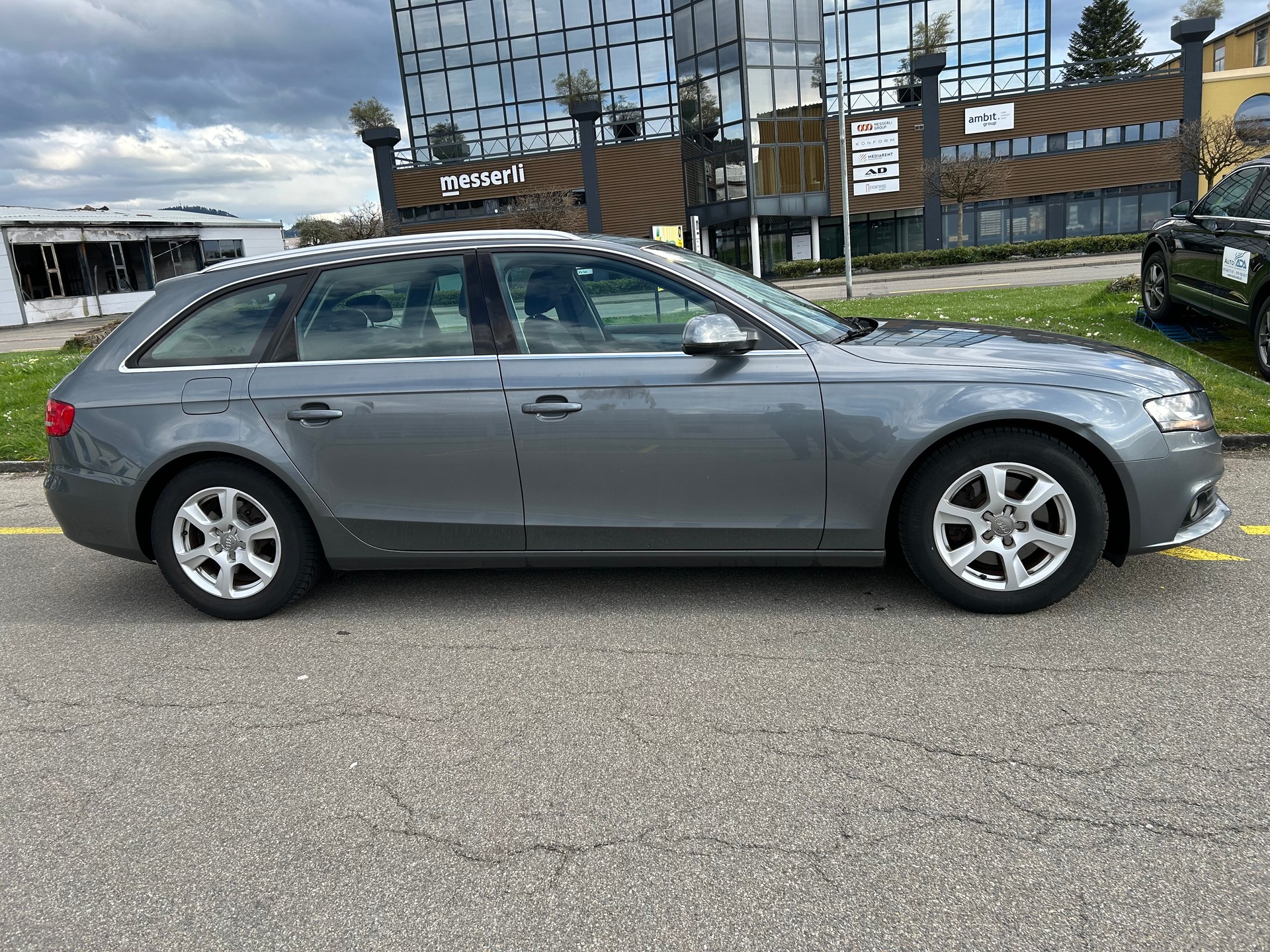 AUDI A4 Avant 2.0 TDIe-image-3