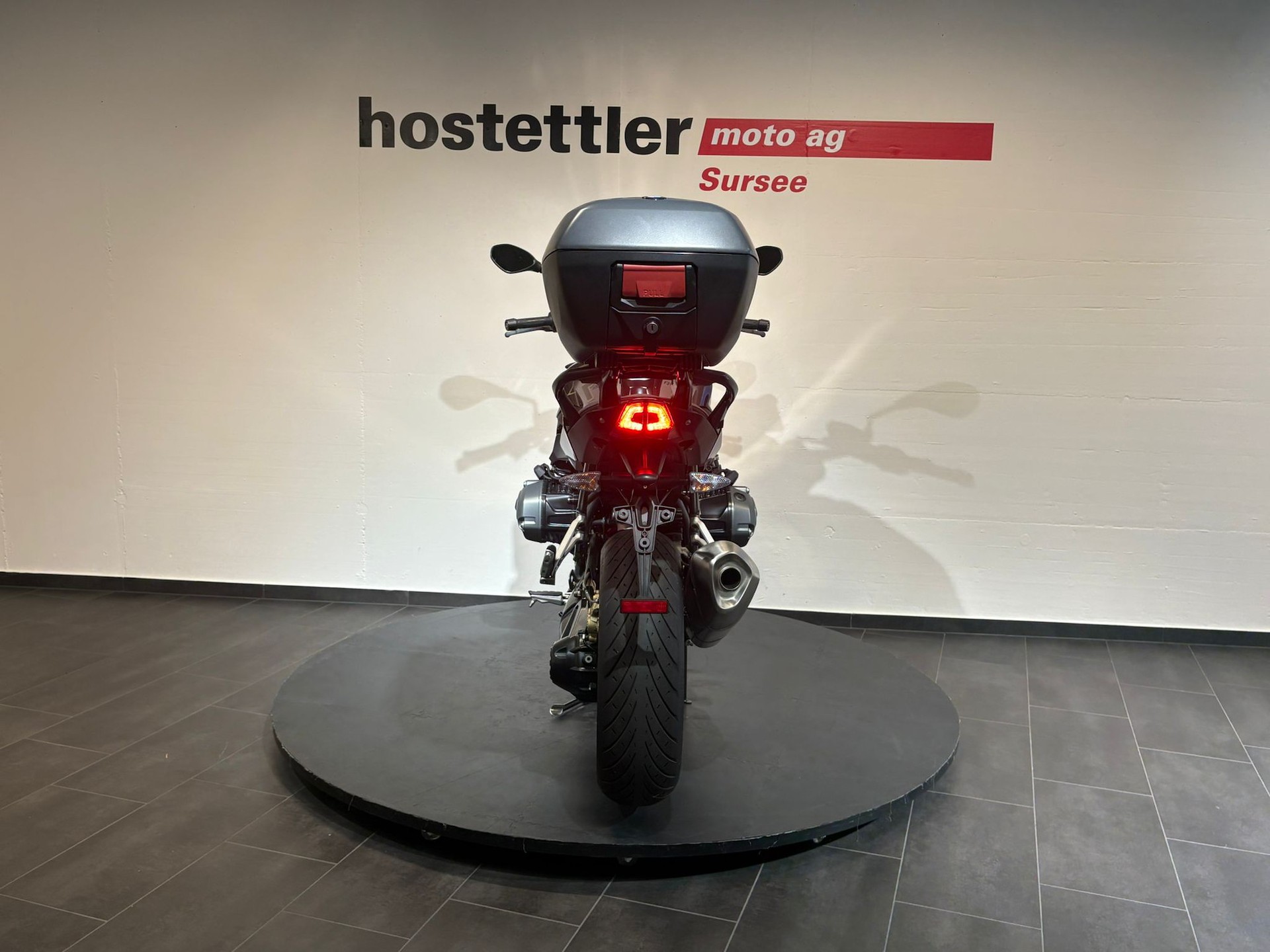 BMW R 1200 R-showroom-element-3