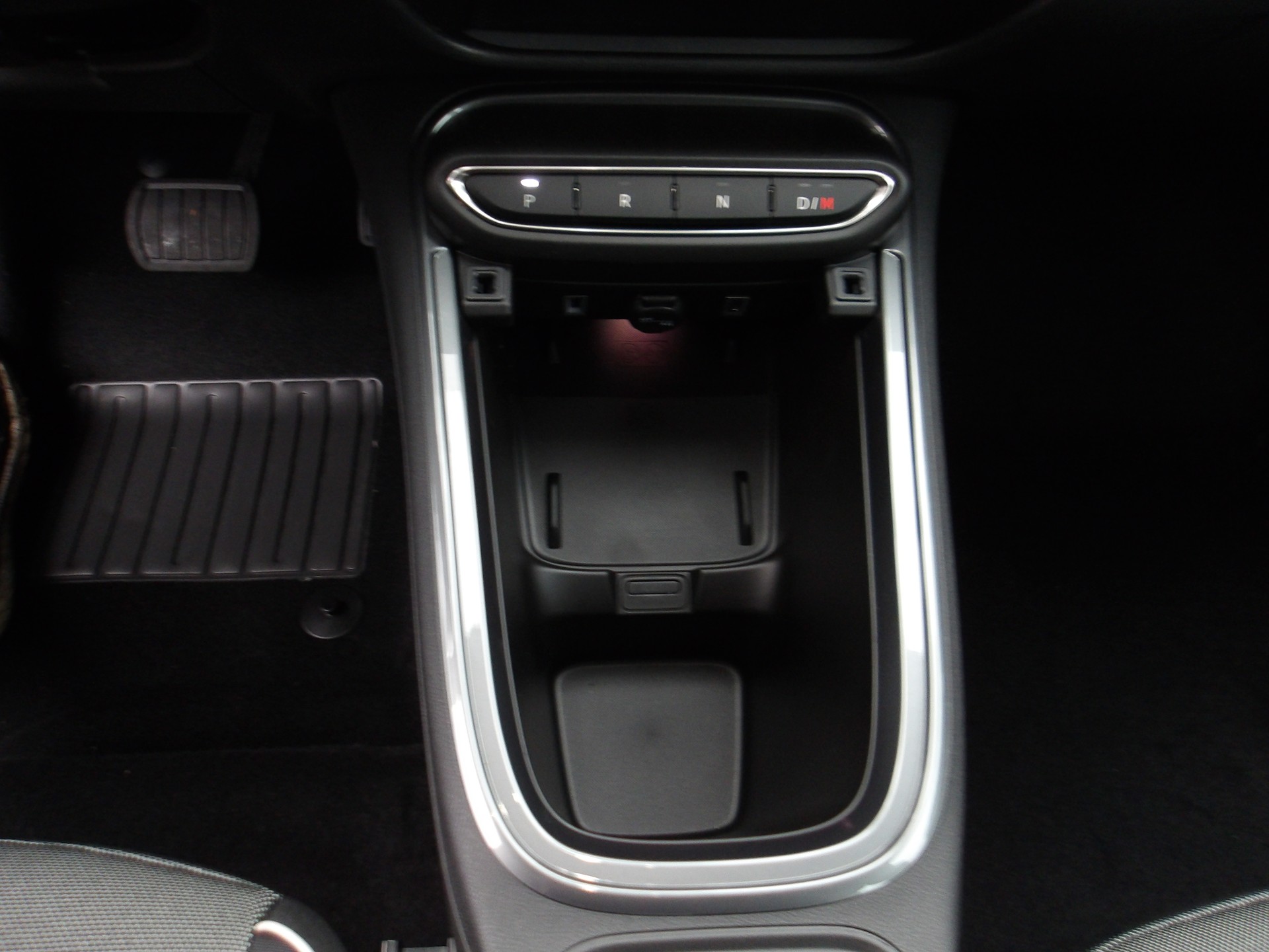 FIAT 600 1.2 Hybr. Swis Edition-image-11