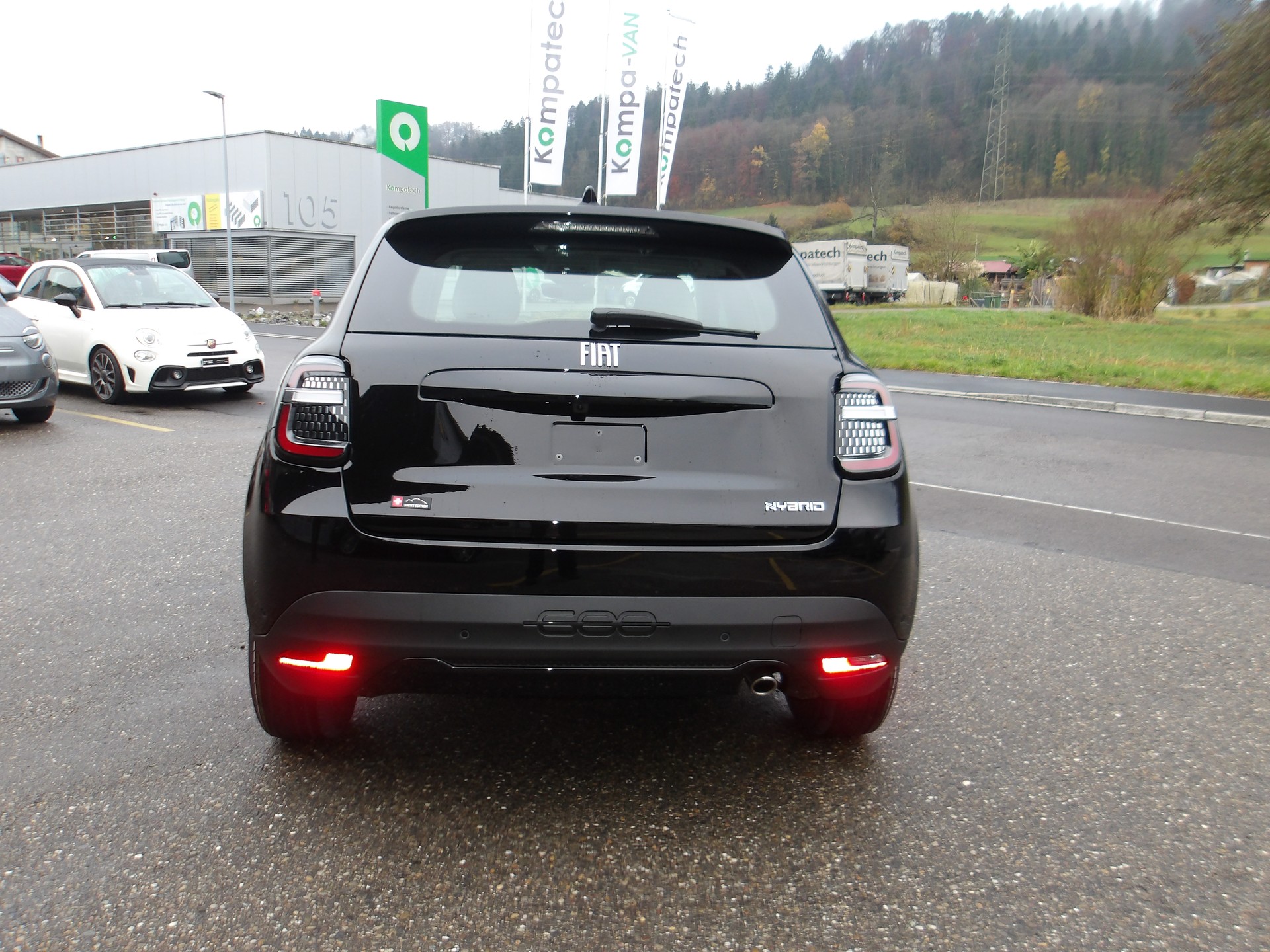 FIAT 600 1.2 Hybr. Swis Edition-image-3