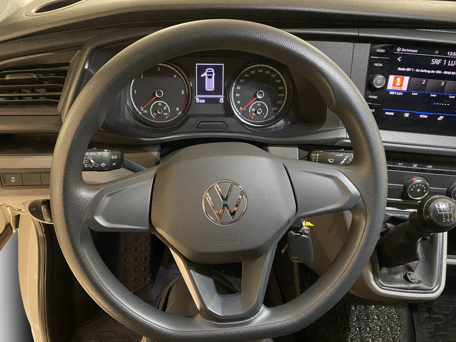 VW T6.1 2.0 TDI 4Motion-image-9