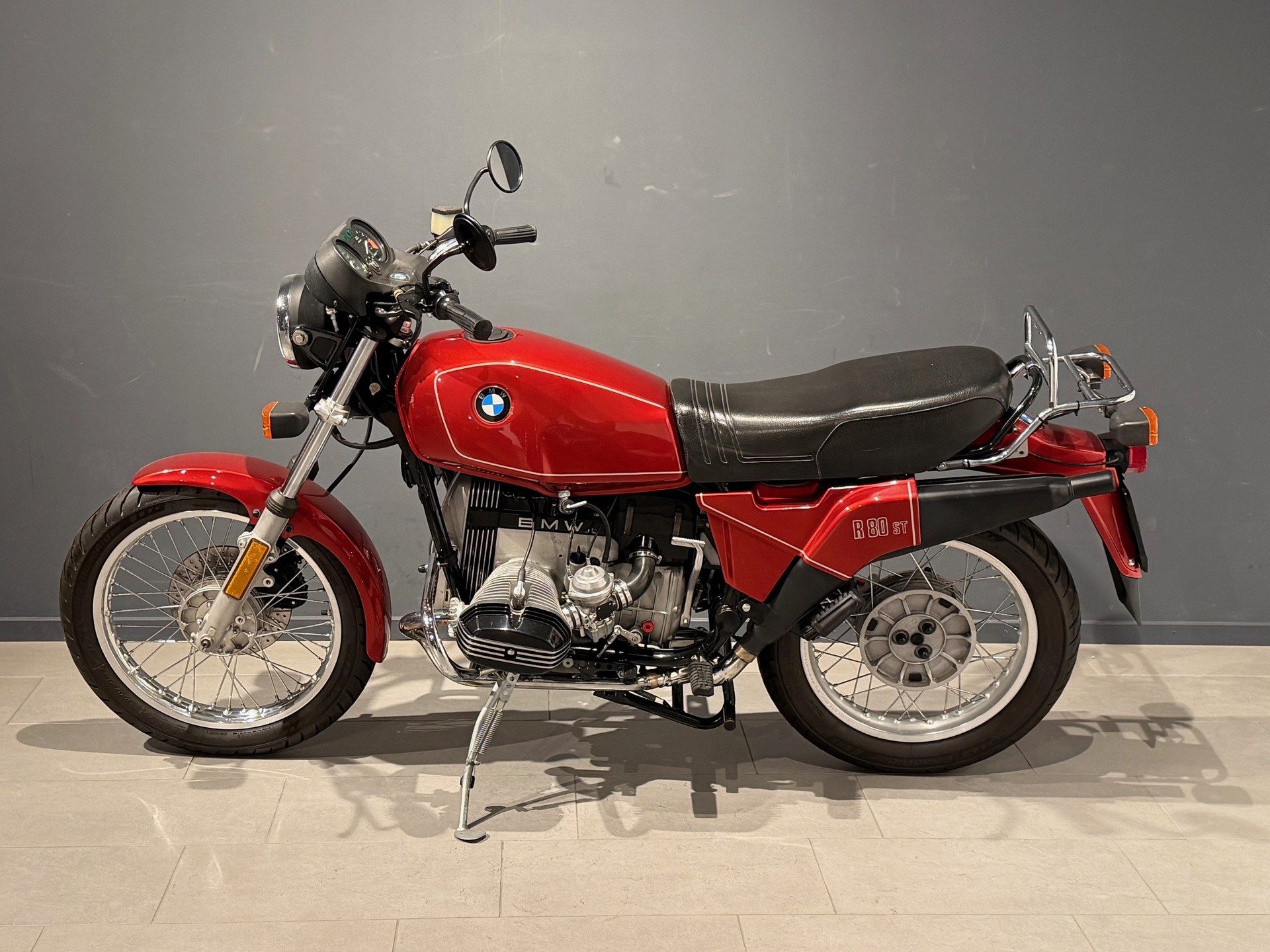 BMW R 80 ST-showroom-element-3