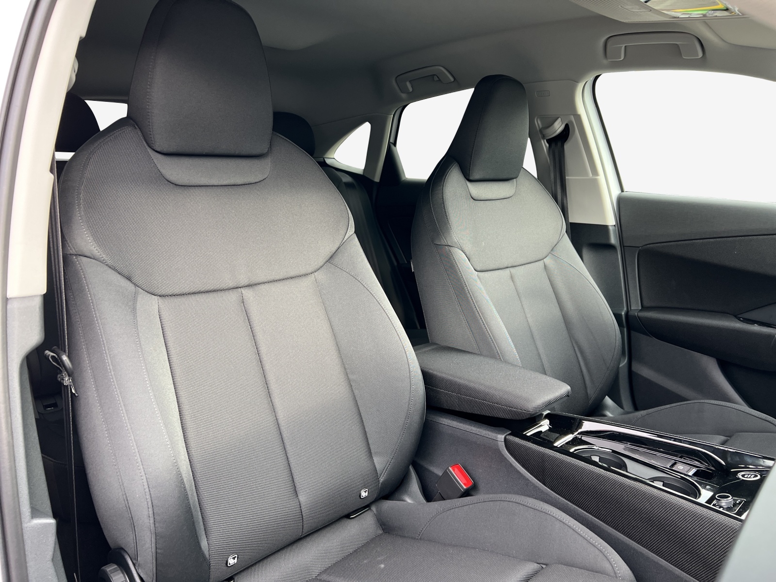 AUDI Q3 Sportback 110 kW TFSI S tronic-image-14