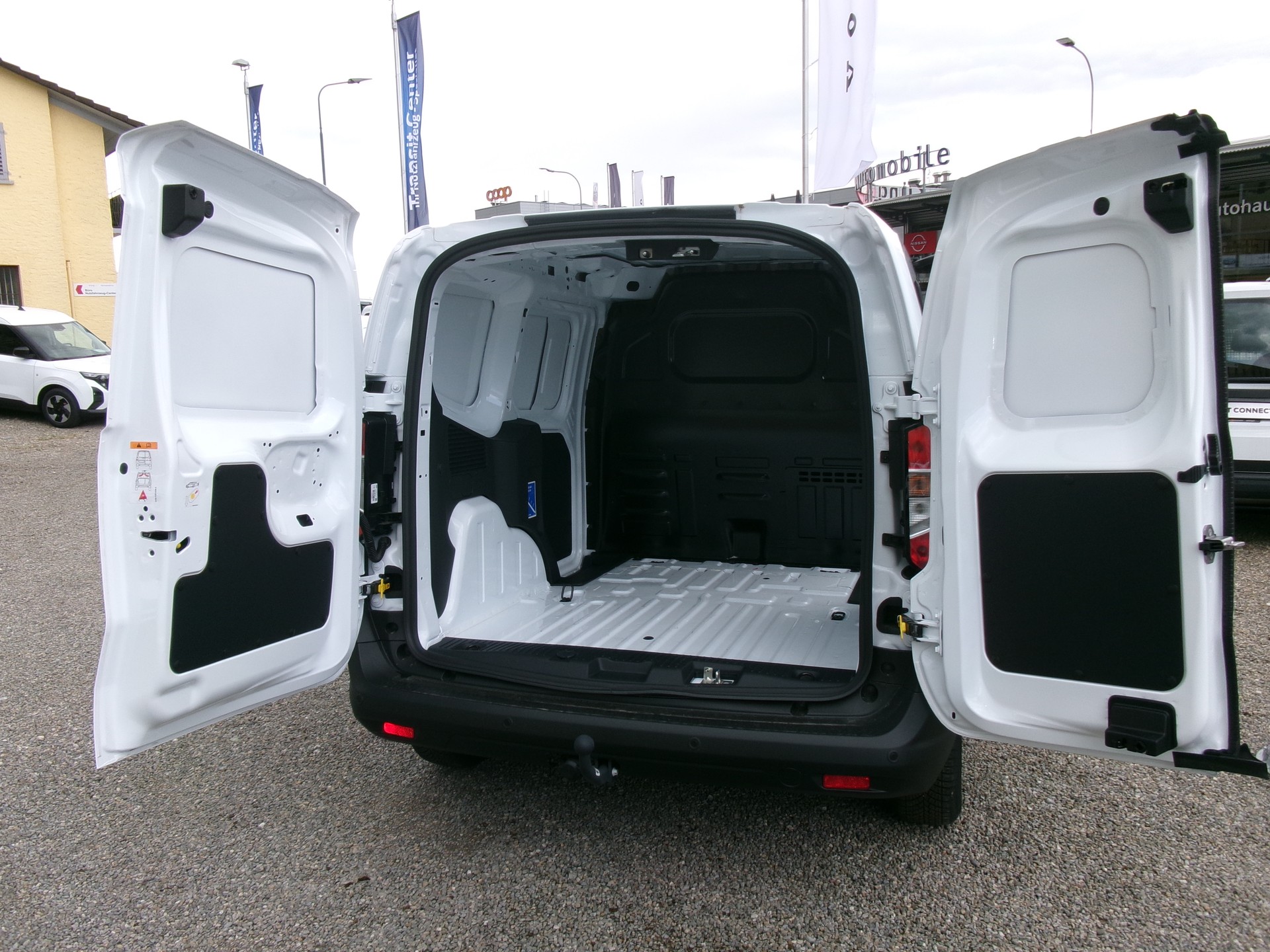 FORD Transit Courier Van 1.5 EcoBlue Trend-image-6