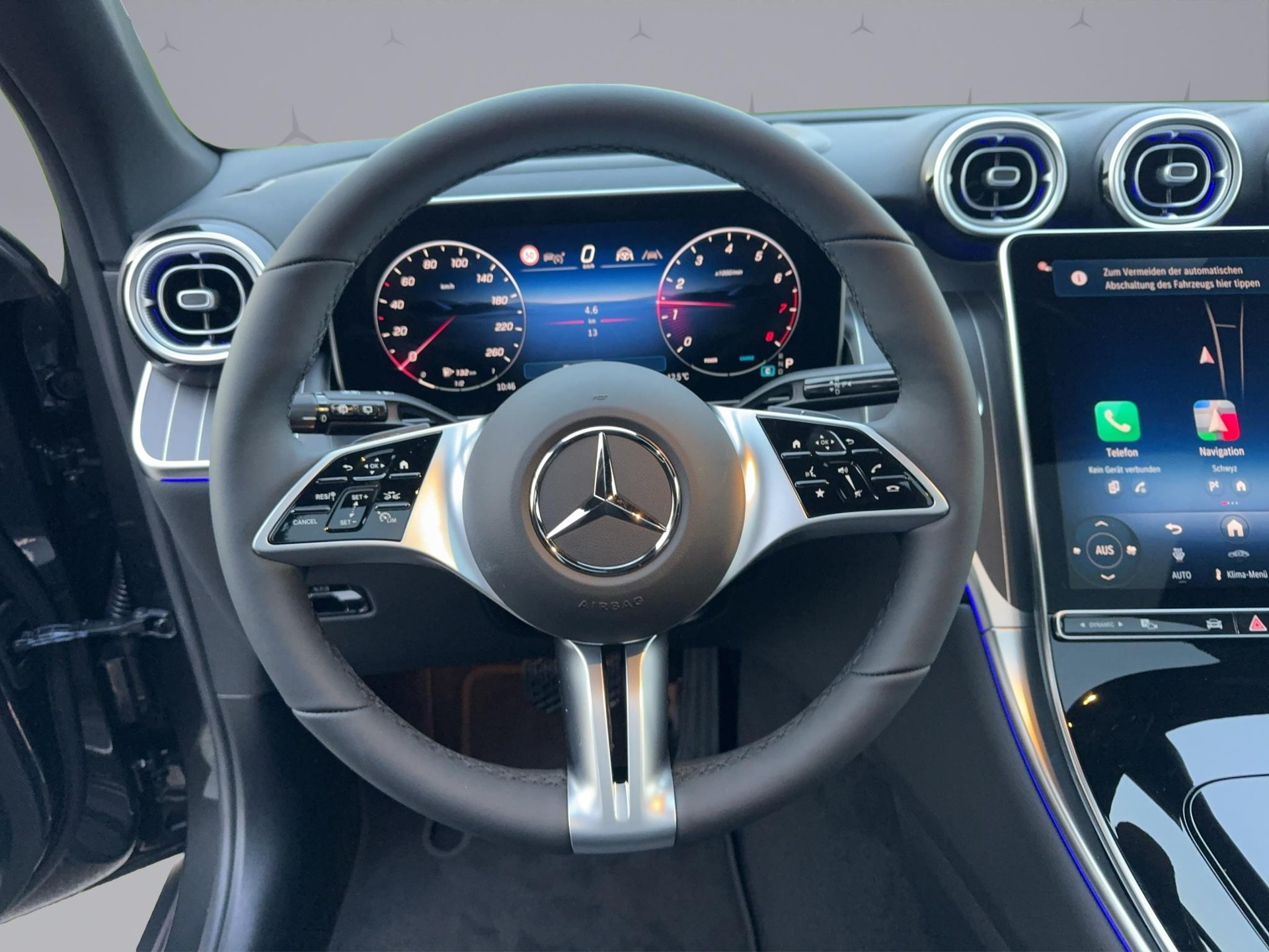 MERCEDES-BENZ GLC 300 Avantgarde 4matic-image-10