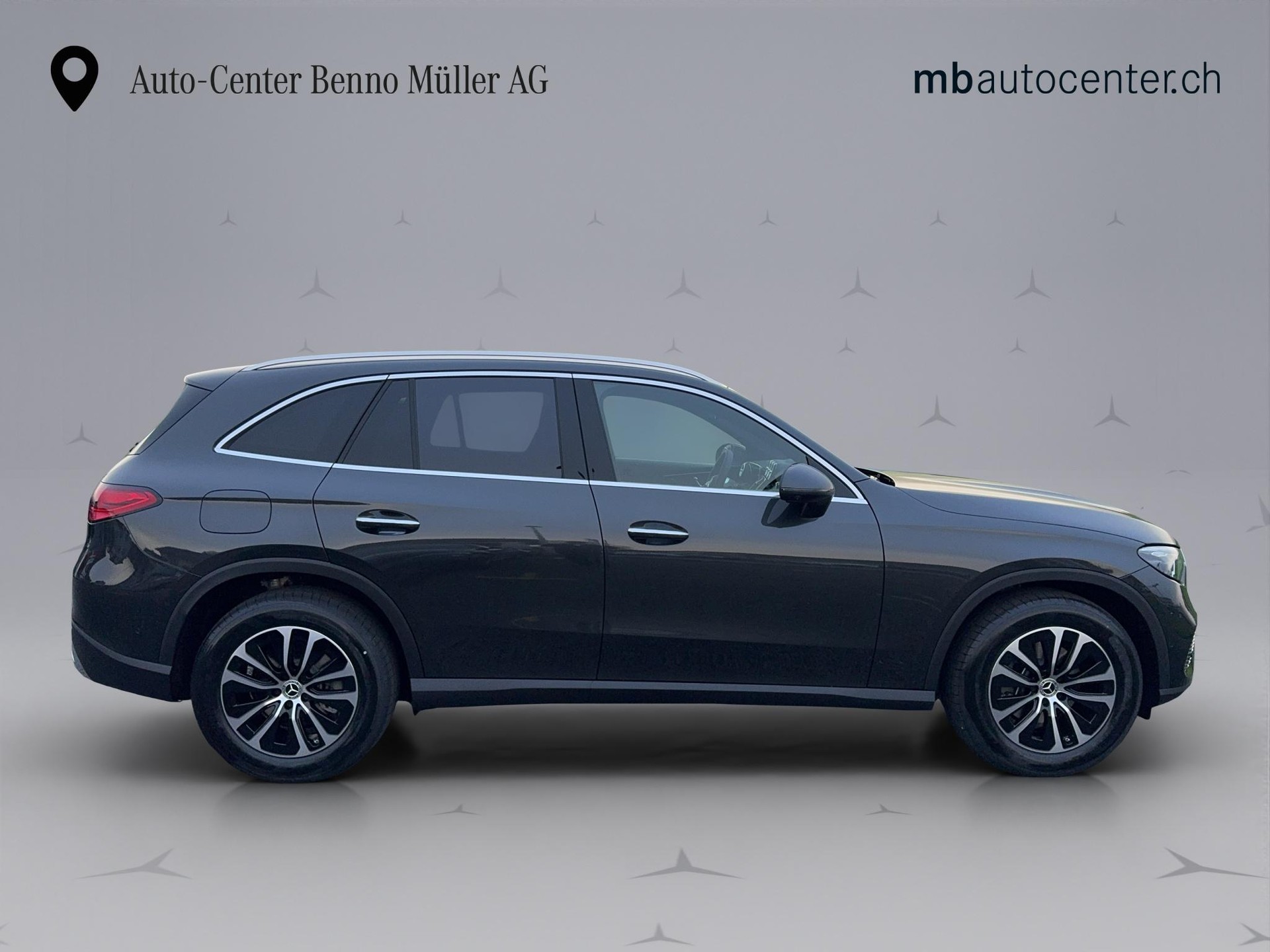 MERCEDES-BENZ GLC 300 Avantgarde 4matic-image-5