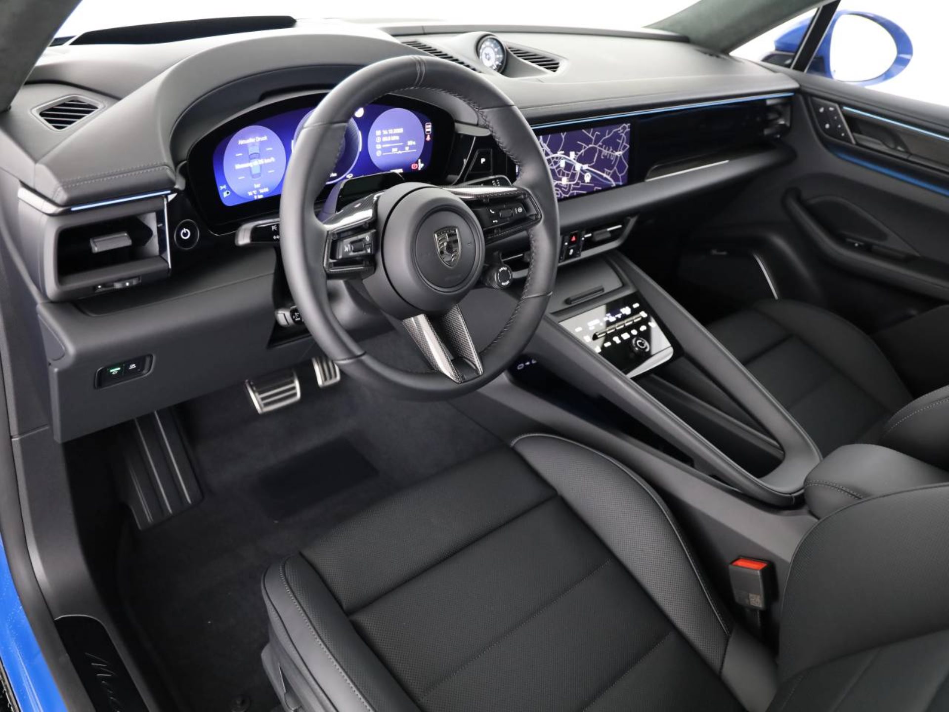 PORSCHE Macan Turbo-image-3