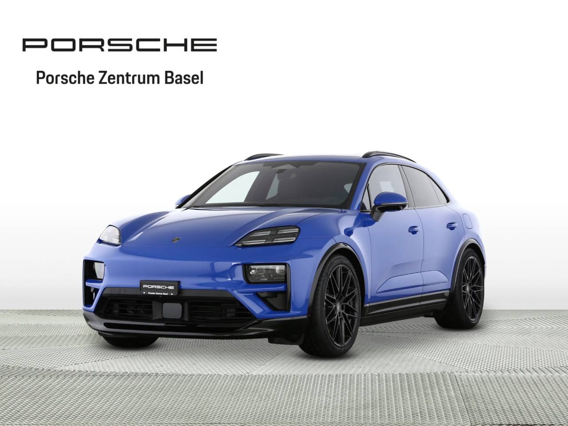 PORSCHE Macan Turbo-image-0