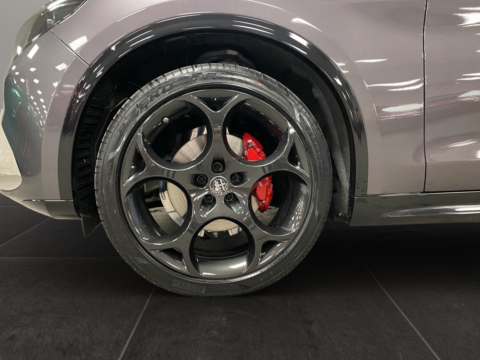 ALFA ROMEO STELVIO 2.0 Q4 280 Veloce P-image-9