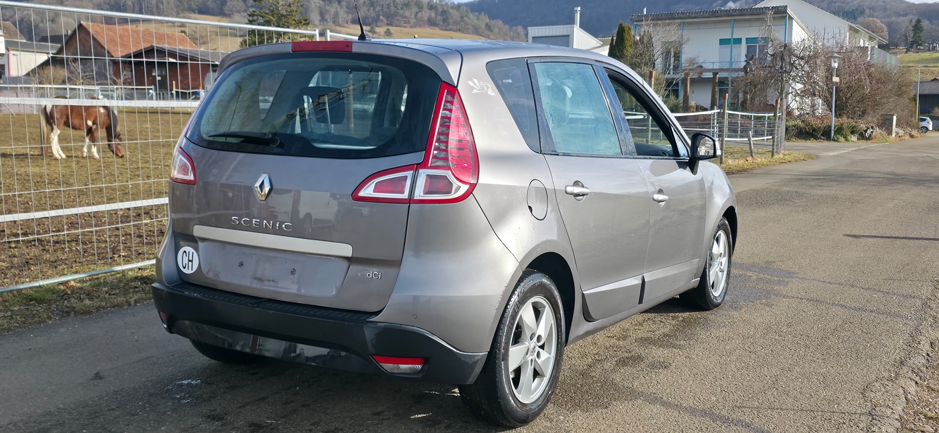 RENAULT Scénic 1.6 dCi Dynamique-image-3