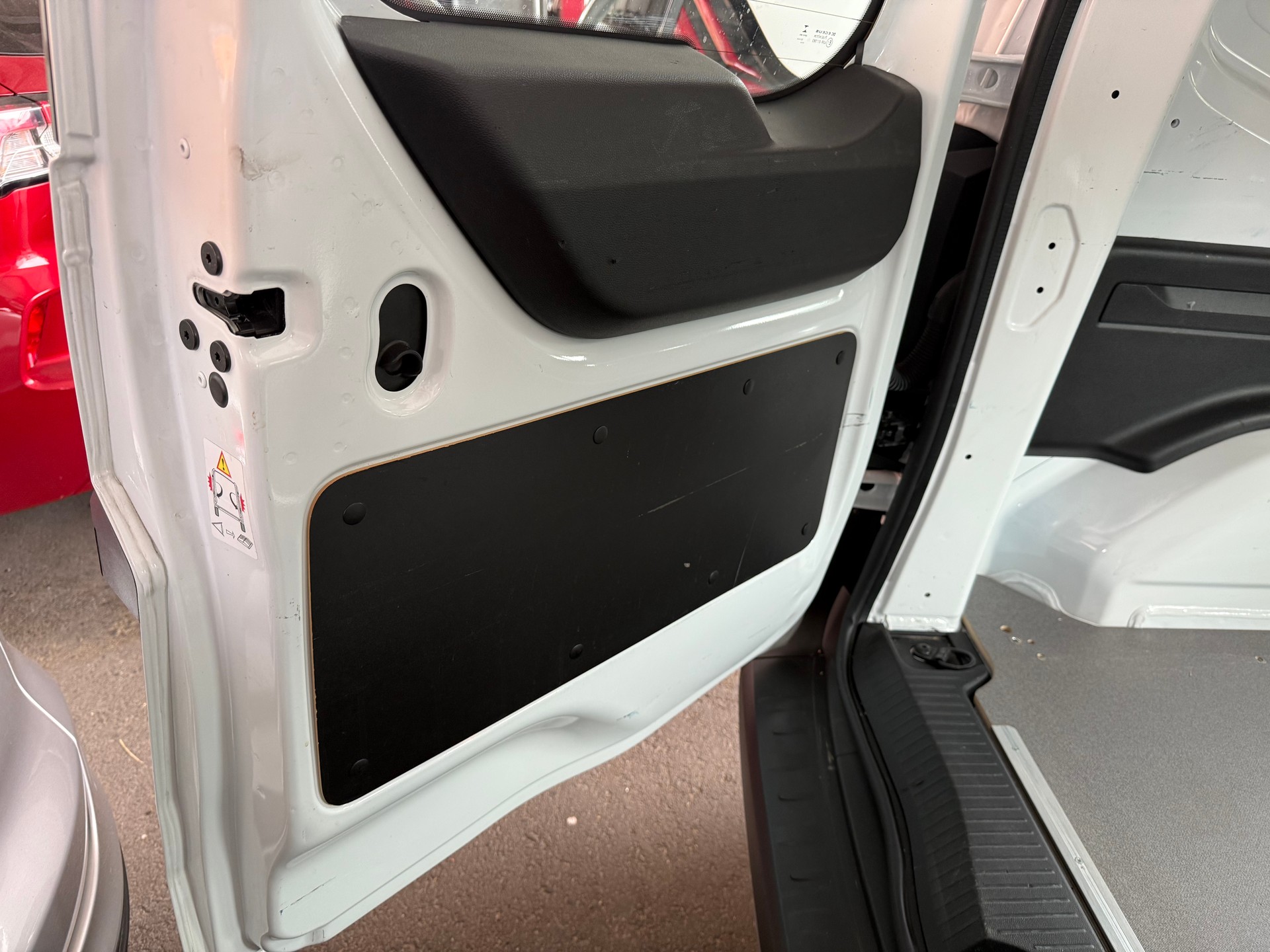 RENAULT Kangoo Van 1.5 dCi-image-23
