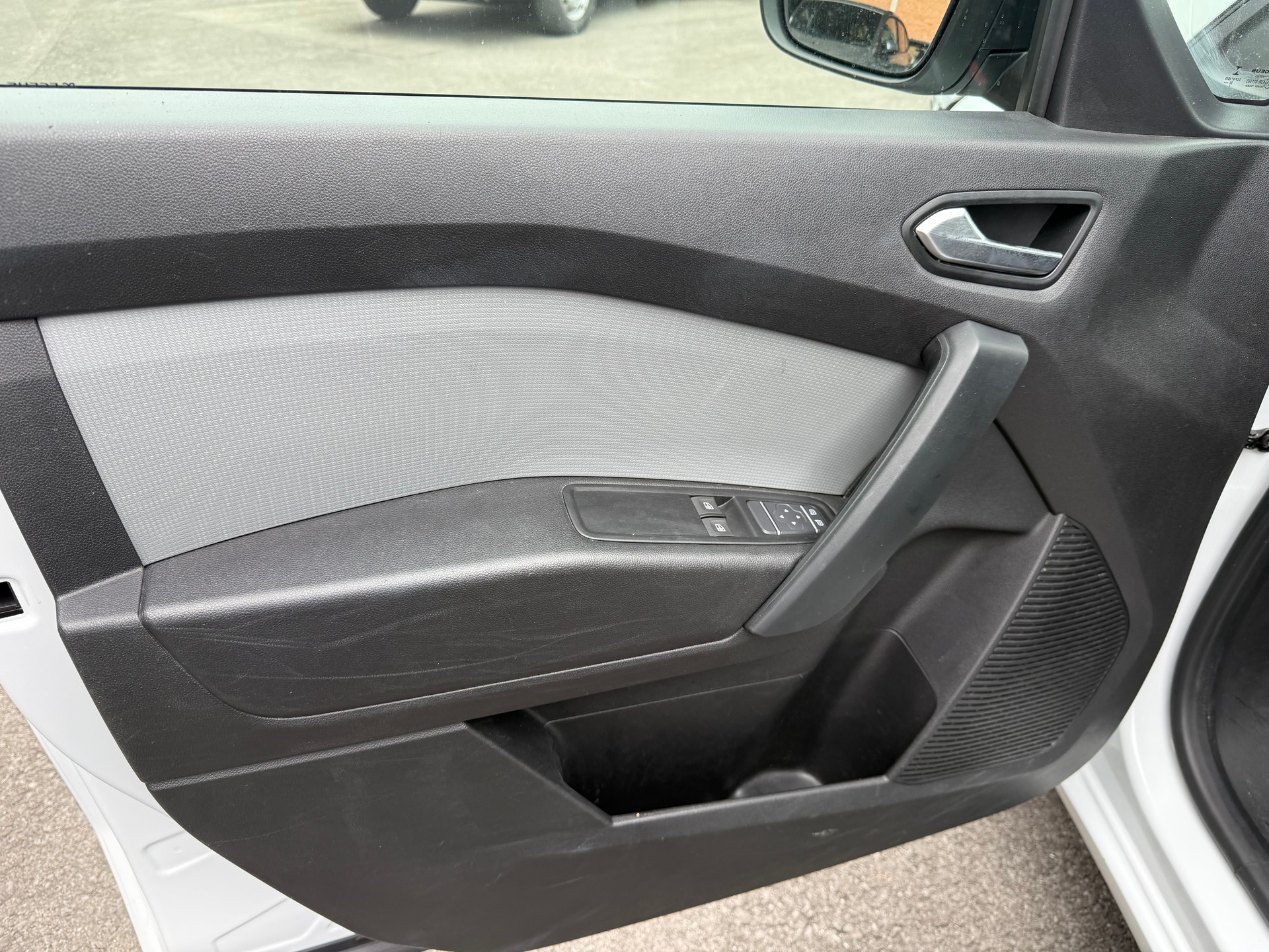 RENAULT Kangoo Van 1.5 dCi-image-7