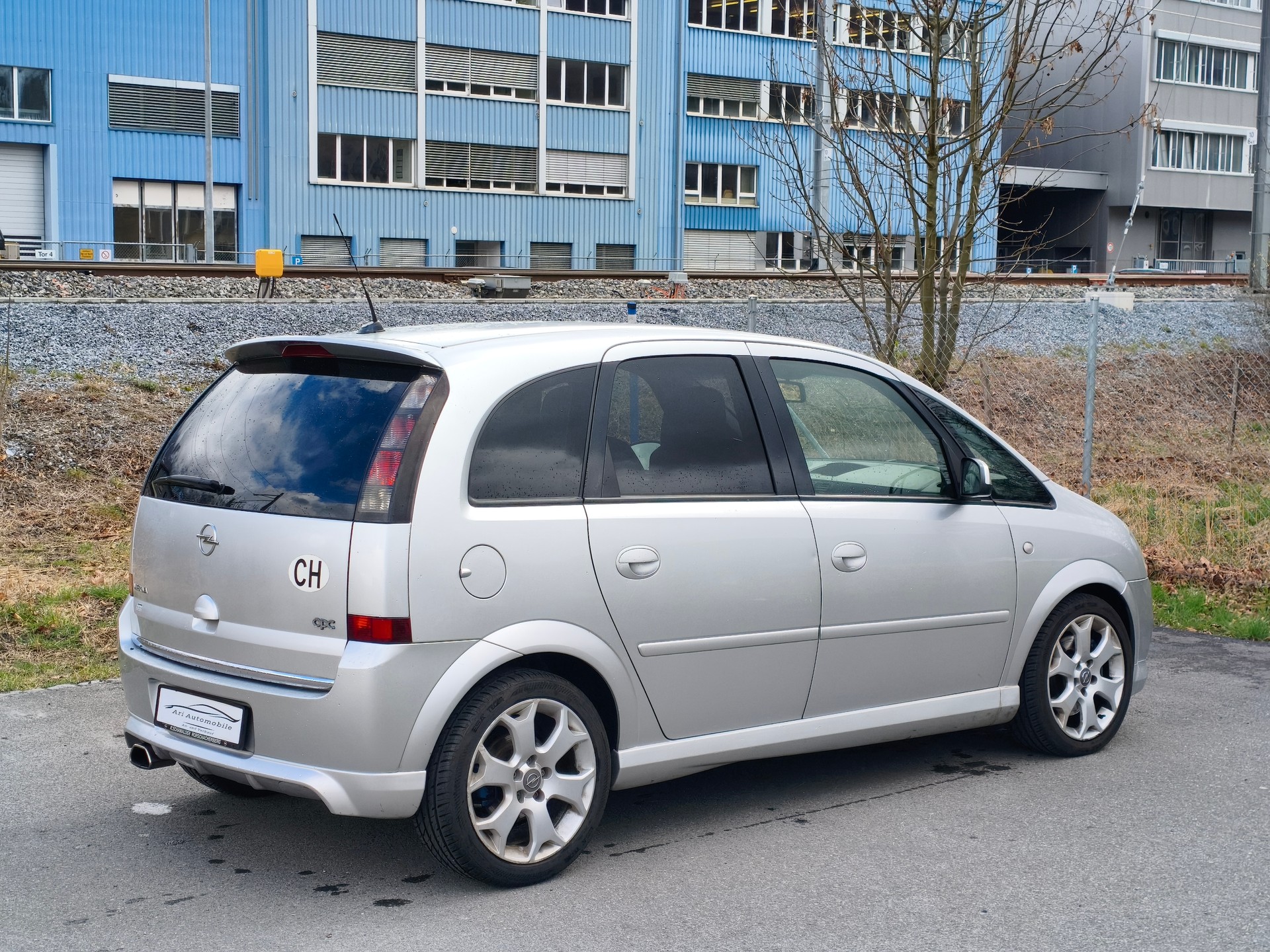 OPEL Meriva 1.6i 16V Turbo OPC-image-5