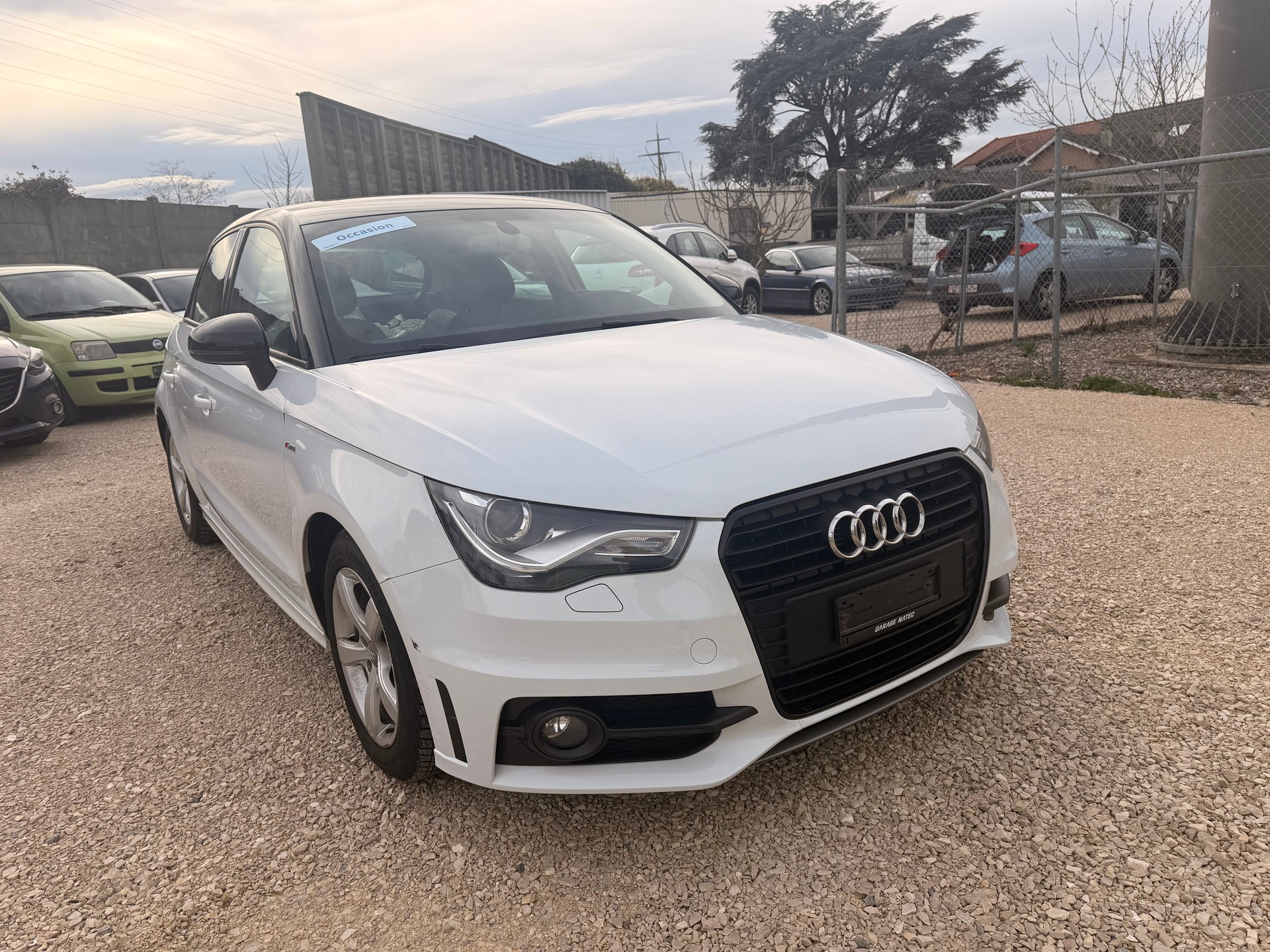 AUDI A1 Sportback 1.2 TFSI admired sline-image-2