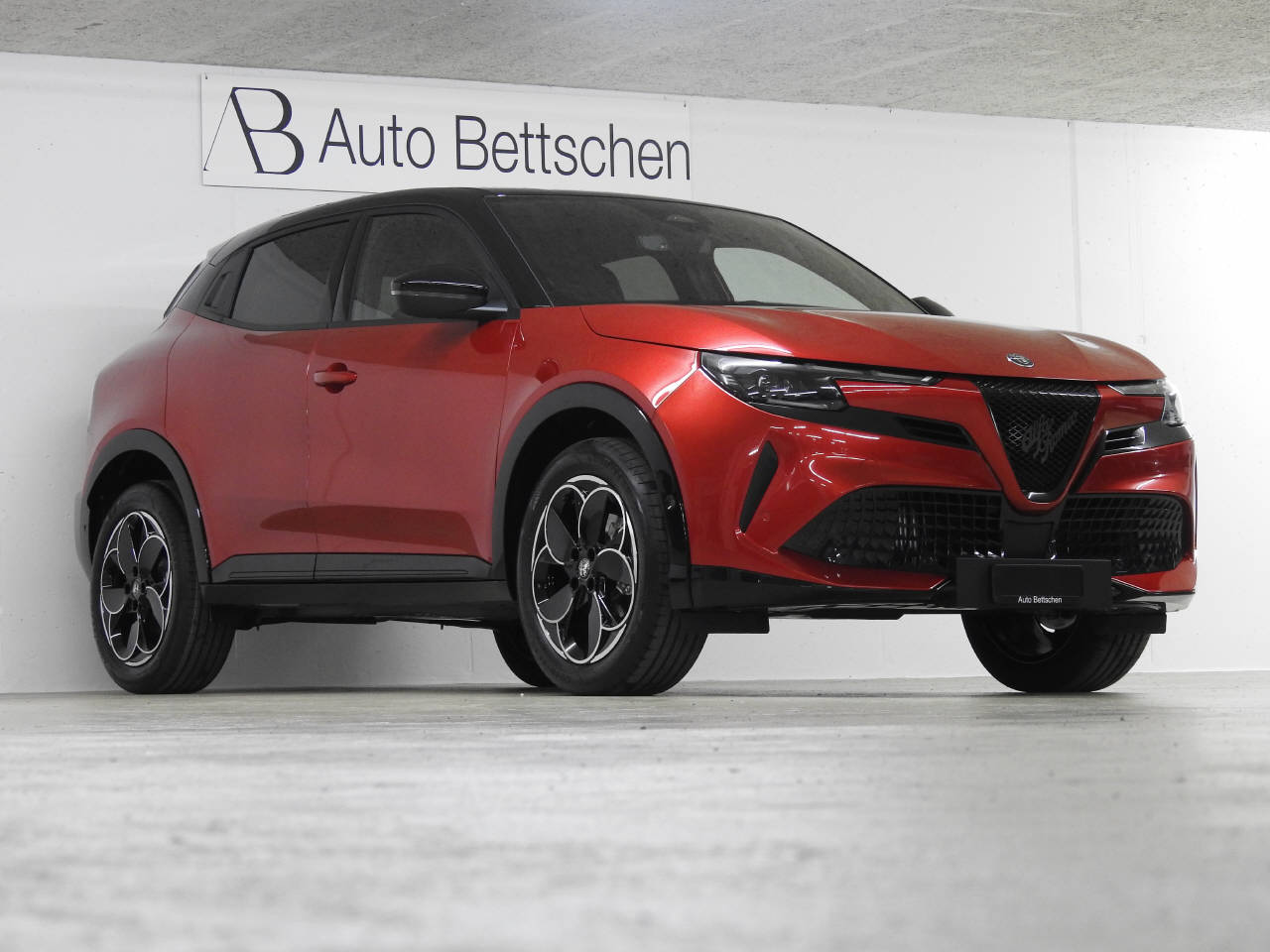 ALFA ROMEO Junior 1.2 Ibrida Q4-image-1