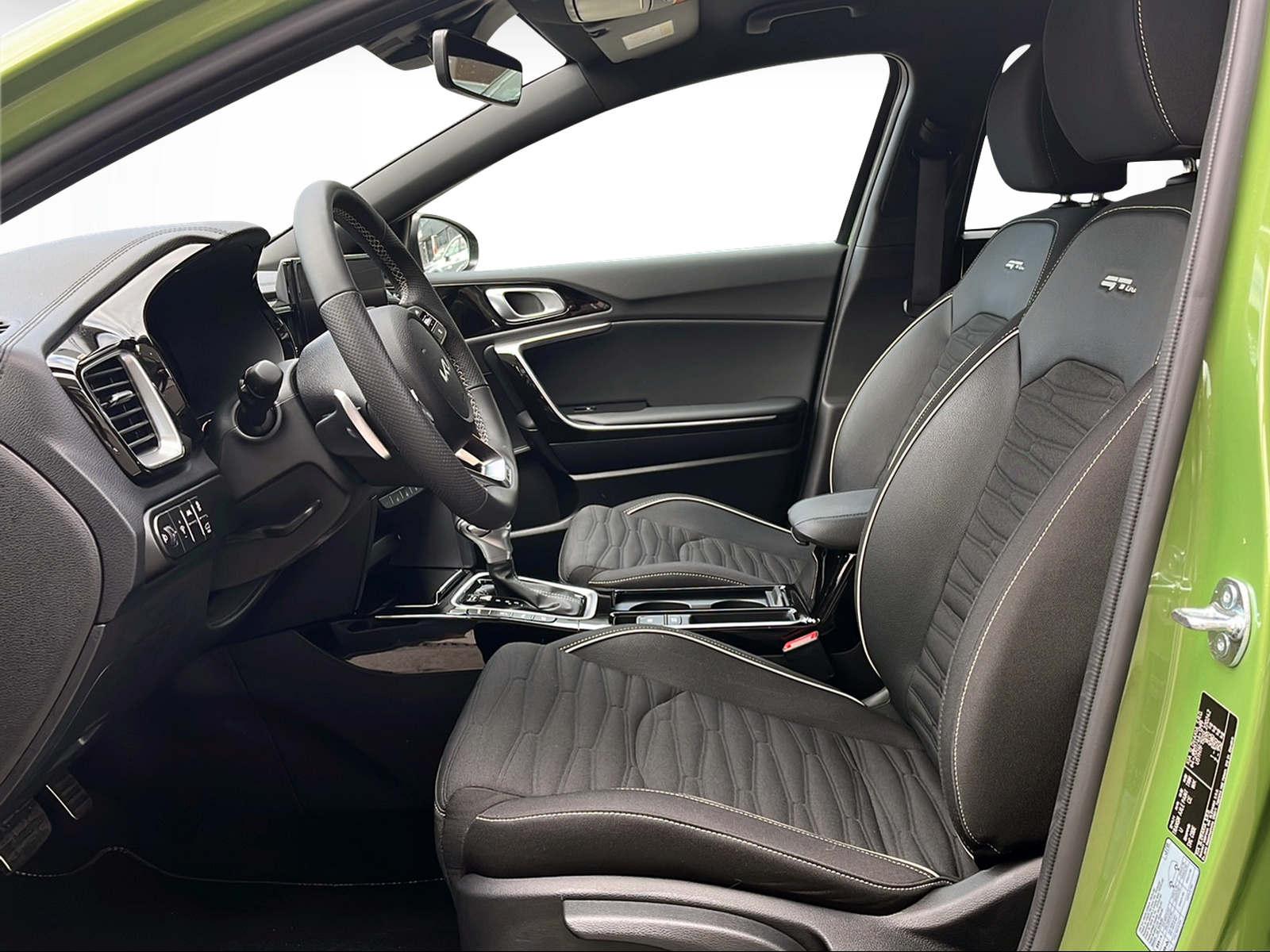 KIA XCeed 1.5 T-GDi GT-Line-image-3