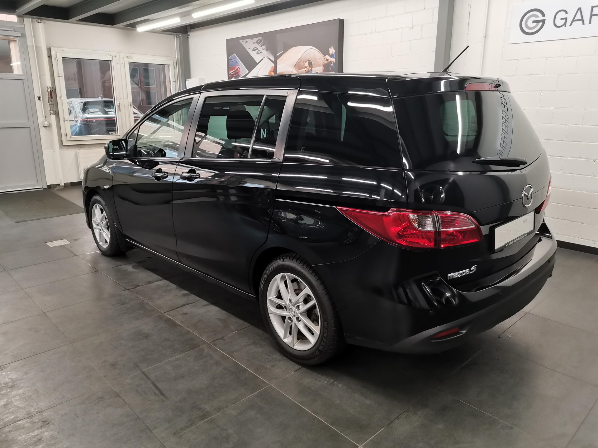 MAZDA 5 2.0 DISI Exclusive-image-4